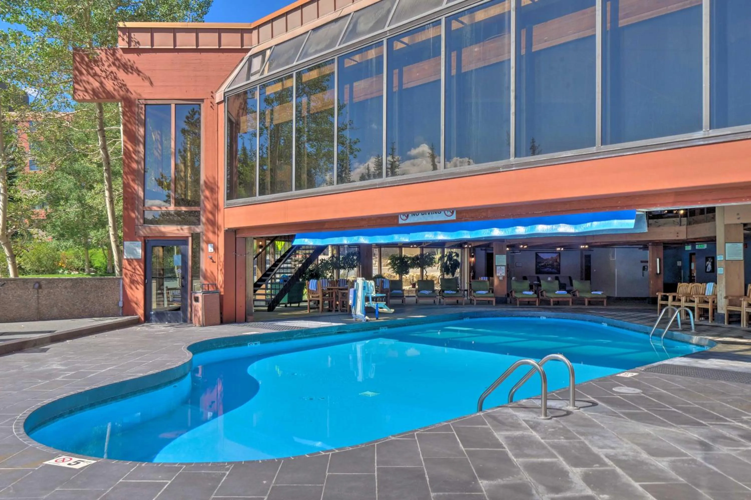 Swimming Pool in Beaver Run Resort 4228