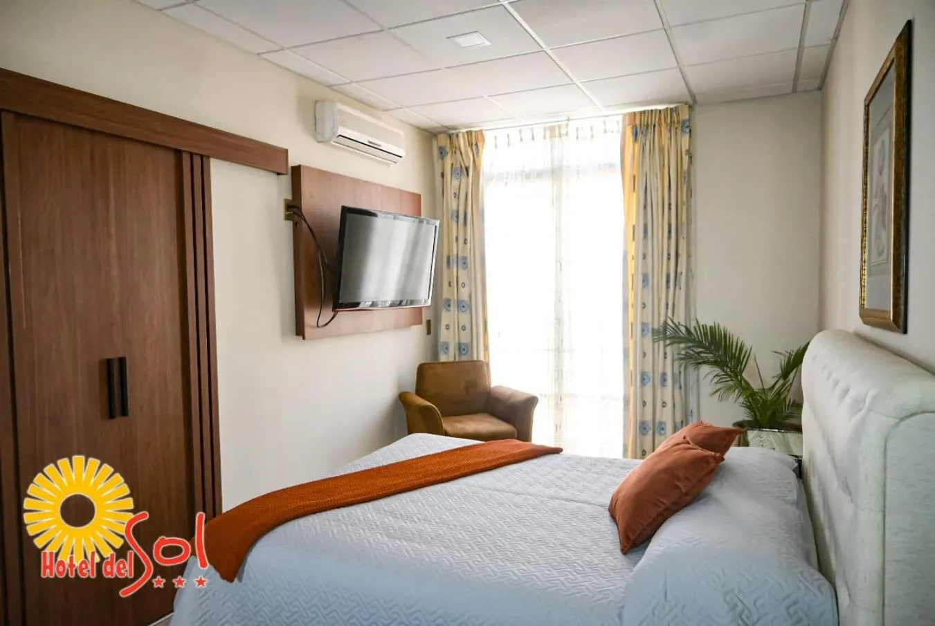 Bed in Hotel del Sol