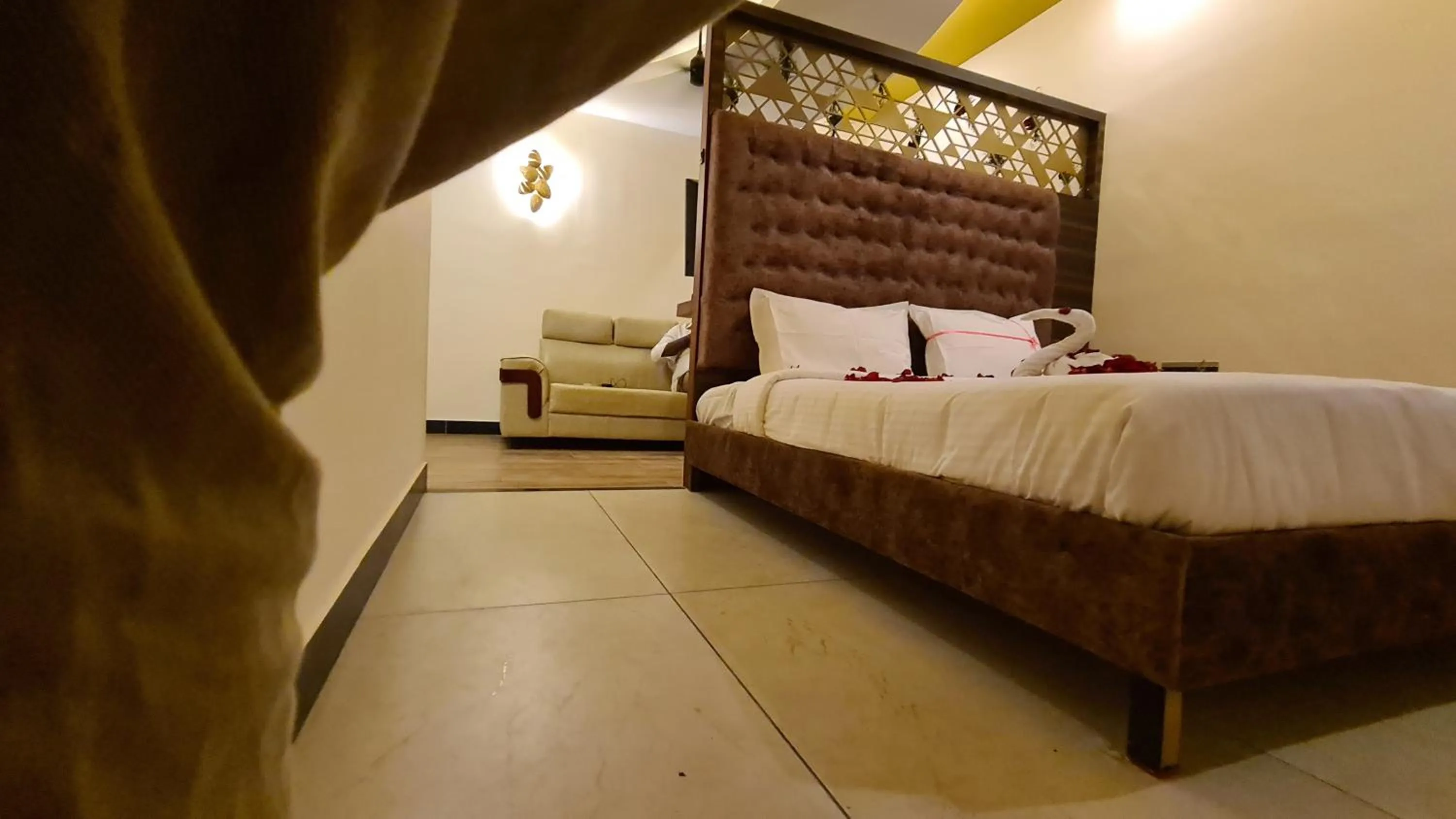 Bed in MMD Grande A Boutique Hotel