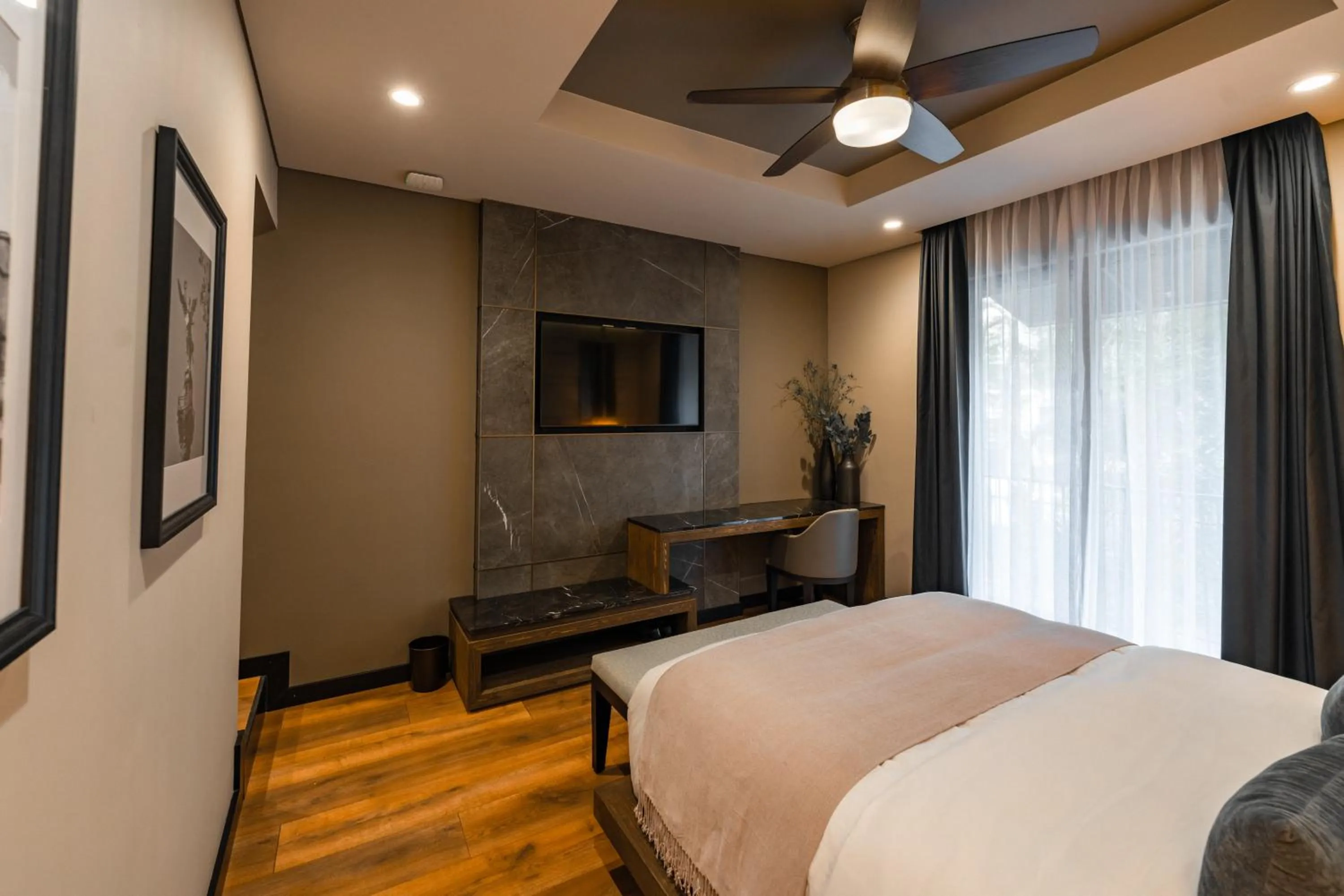Photo of the whole room, Bed in CASA LUCIANA Condesa