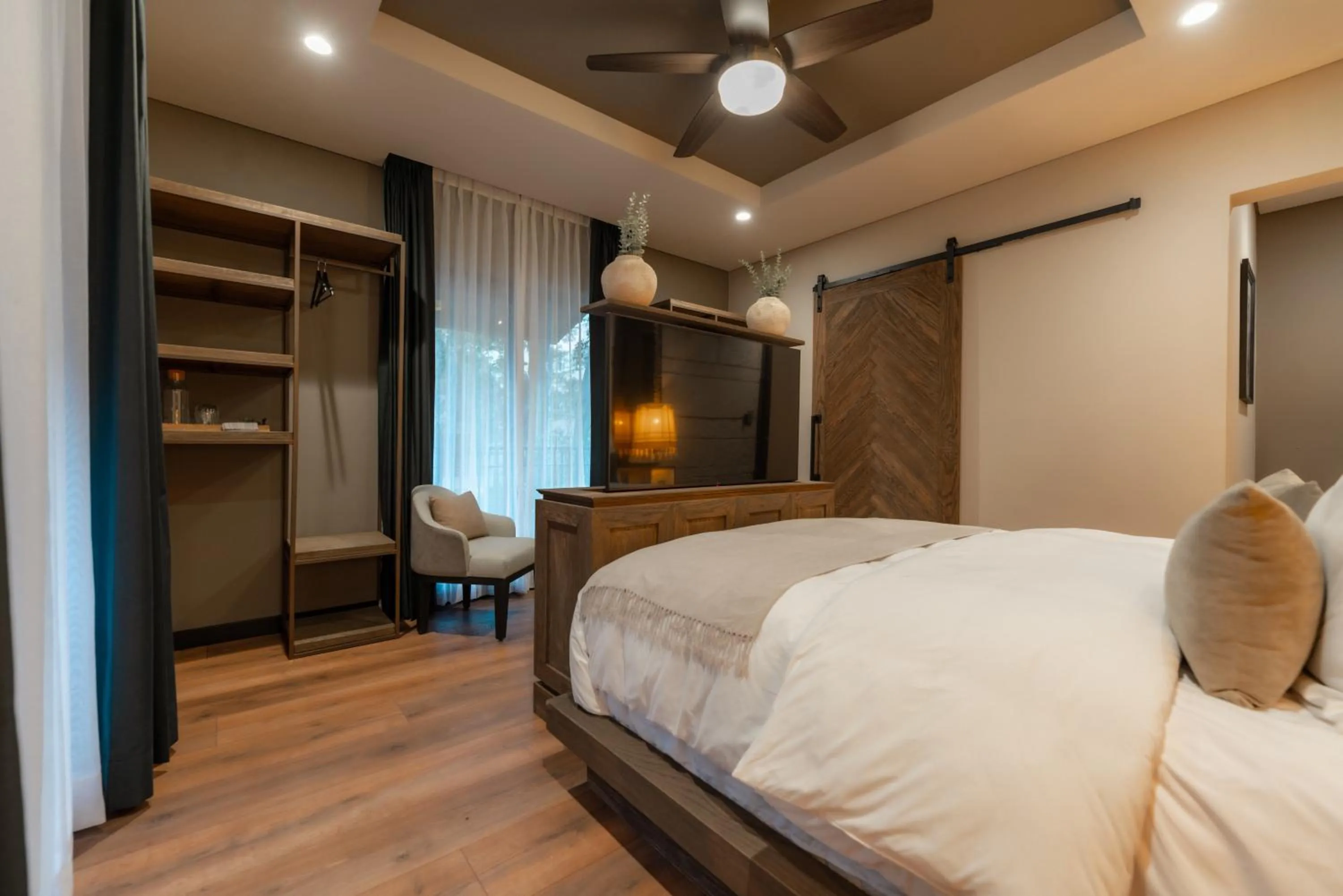 Photo of the whole room, Bed in CASA LUCIANA Condesa