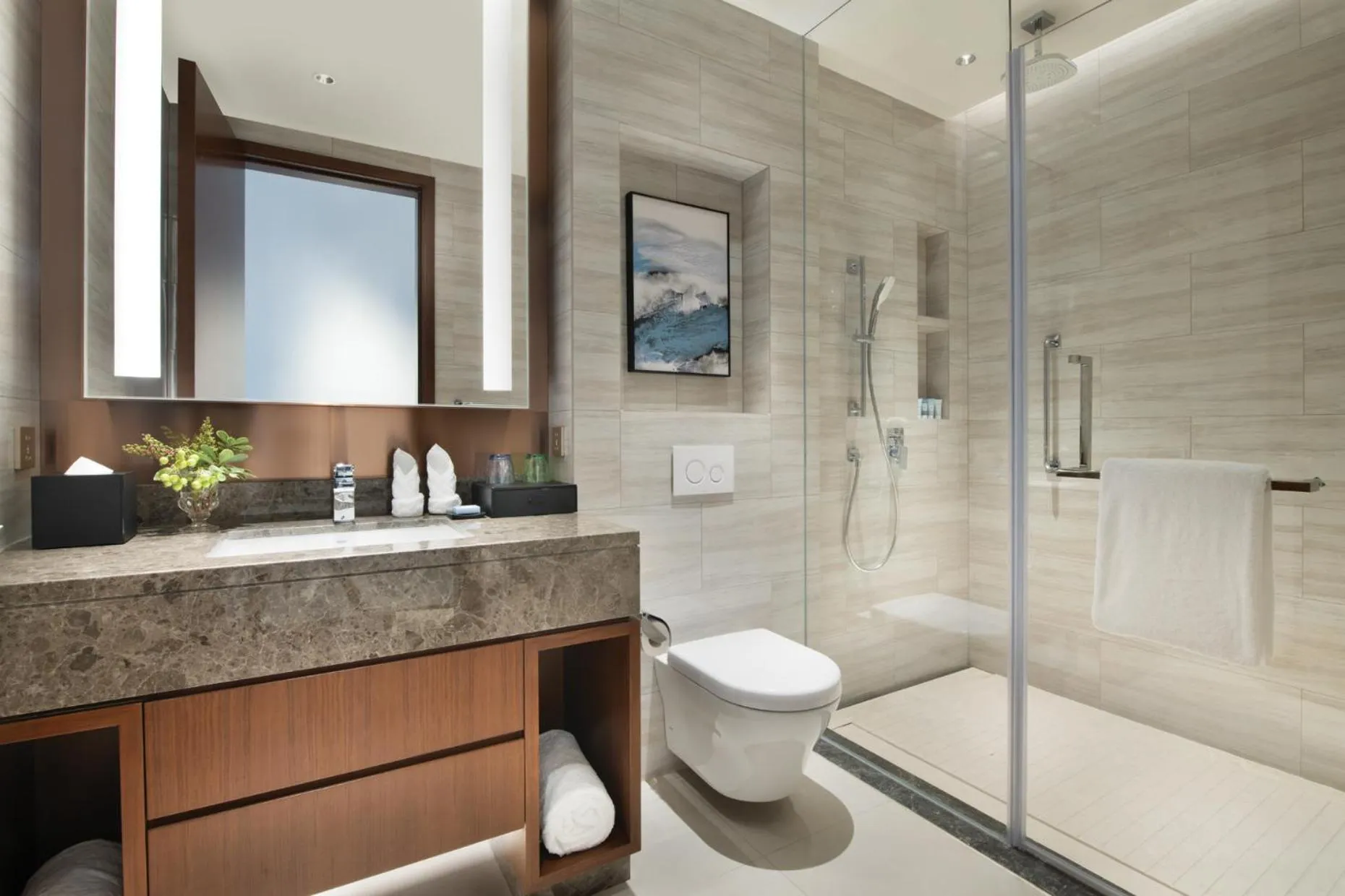 Shower in Oakwood Residence Foshan