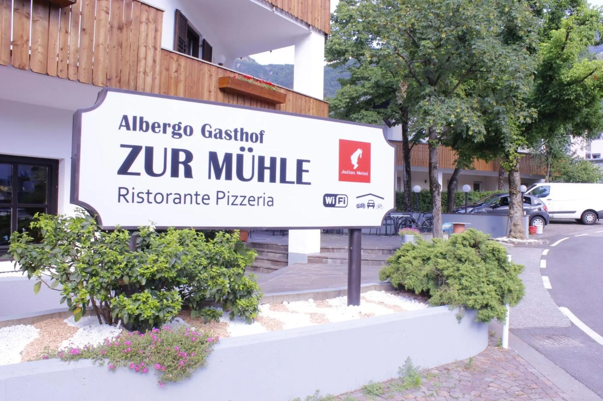 Property logo or sign in Zur Mühle