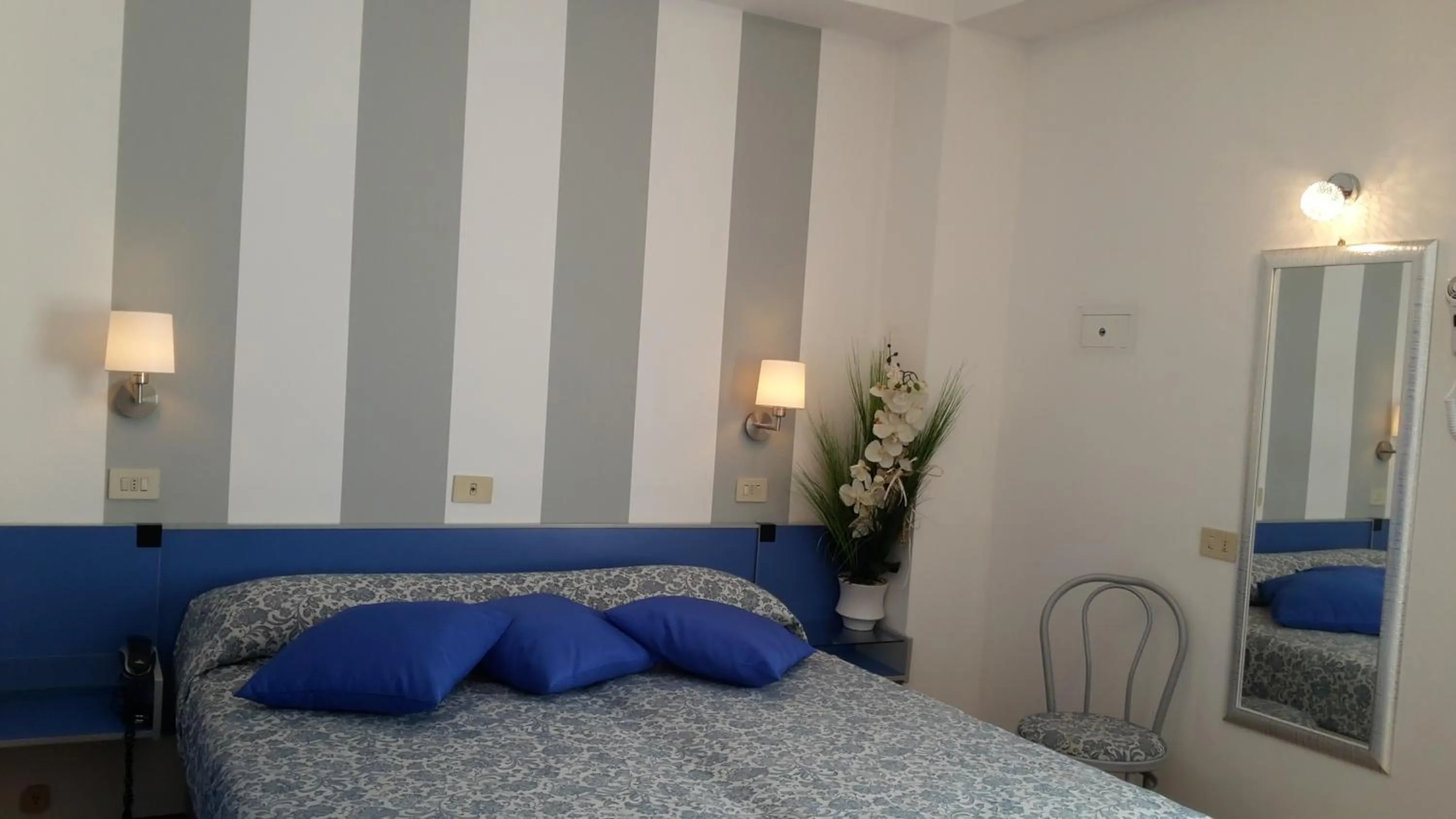 Bed in Hotel Mon Pays