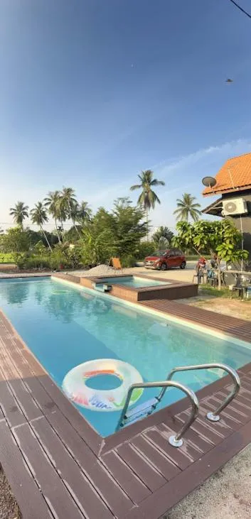 HOMESTAY Kampong KOTA AUR Resort with swimming pool, Kepala Batas, SEBERANG PERAI, PENANG -MOTAC registered Awarded ASEAN homestay standard Malaysia AWARD 2023-2028 Only 3 minutes from viral KG AGONG