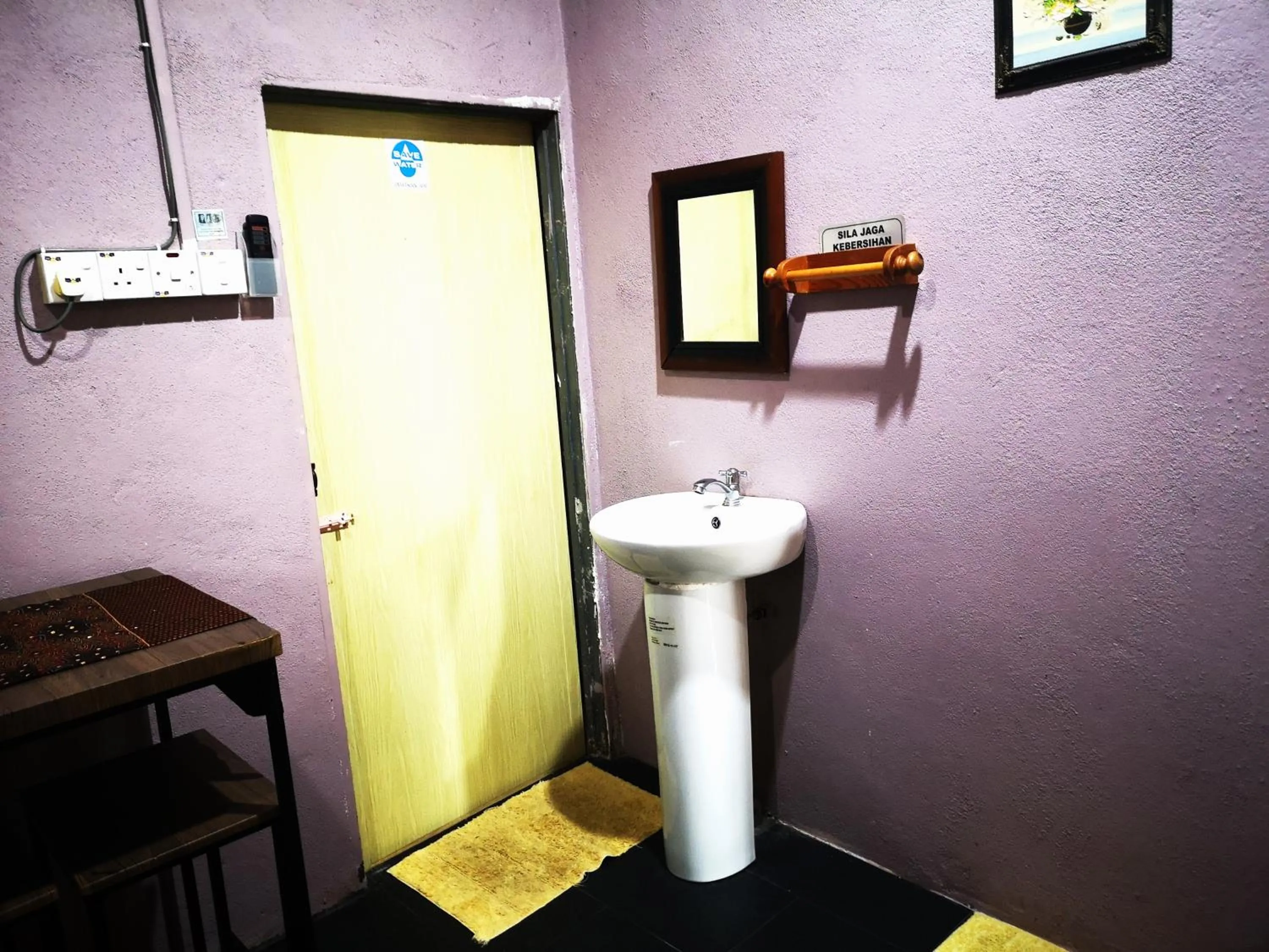 Dining area in HOMESTAY Kampong KOTA AUR Resort with swimming pool, Kepala Batas, SEBERANG PERAI, PENANG -MOTAC registered Awarded ASEAN homestay standard Malaysia AWARD 2023-2028 Only 3 minutes from viral KG AGONG