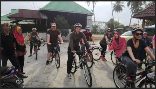 Cycling in HOMESTAY Kampong KOTA AUR Resort with swimming pool, Kepala Batas, SEBERANG PERAI, PENANG -MOTAC registered Awarded ASEAN homestay standard Malaysia AWARD 2023-2028 Only 3 minutes from viral KG AGONG