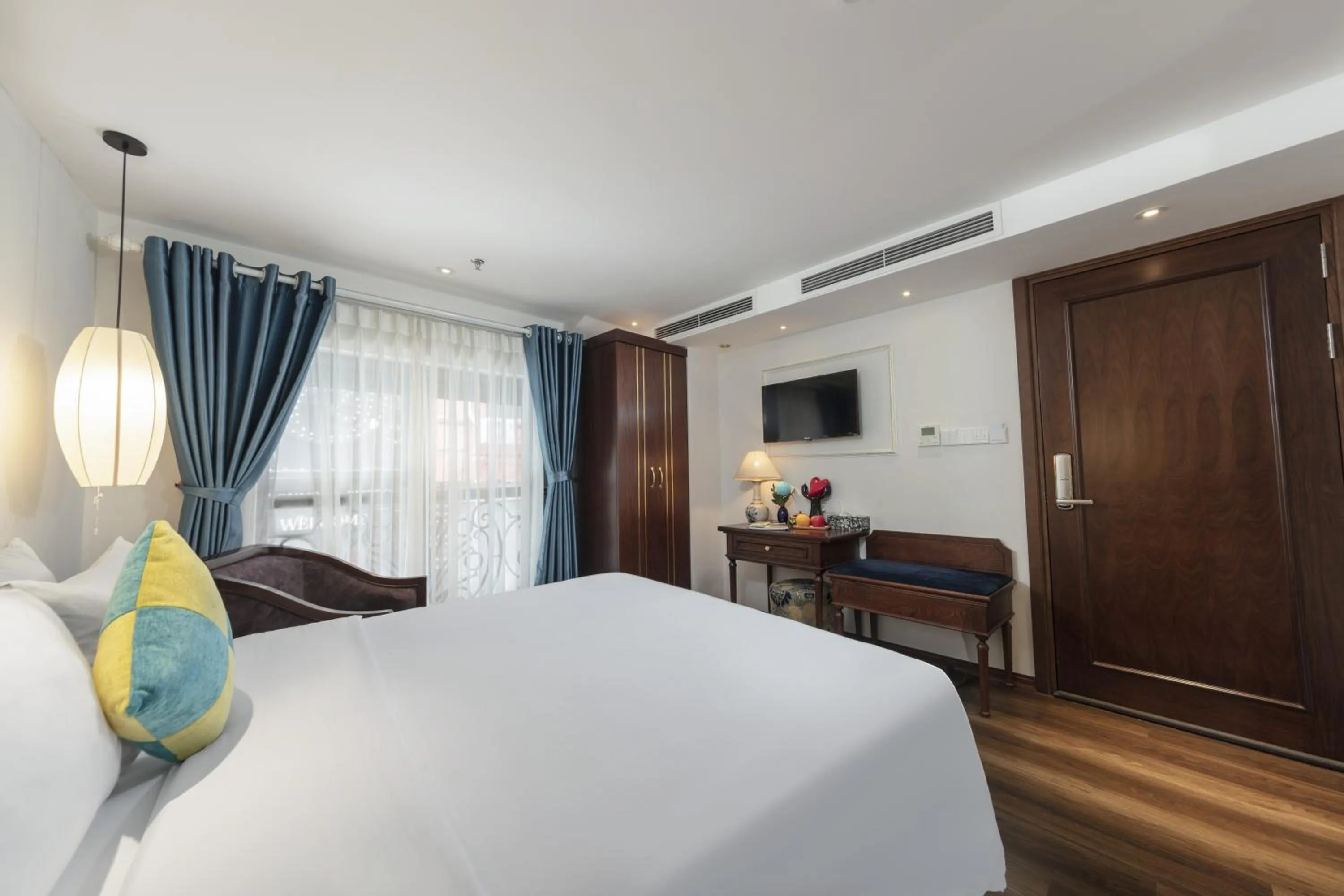 Bed in Hanoi Calista Hotel & Spa