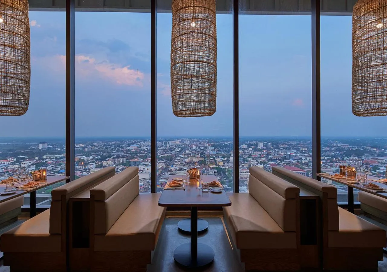 Restaurant/places to eat in Ad Lib Hotel Khon Kaen