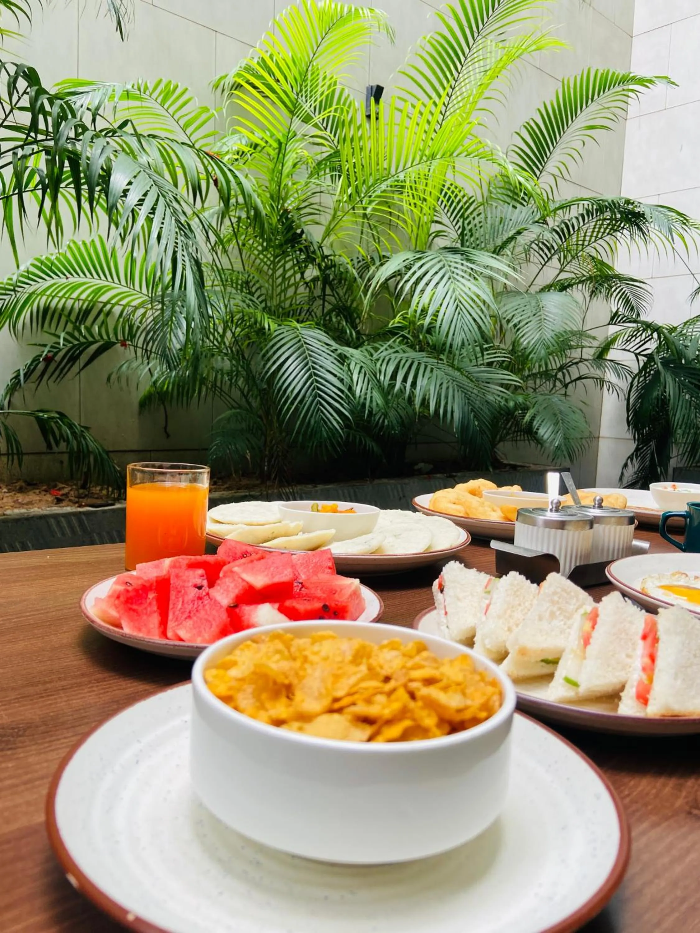 Breakfast in Perch Service Apartment DLF Cyber City
