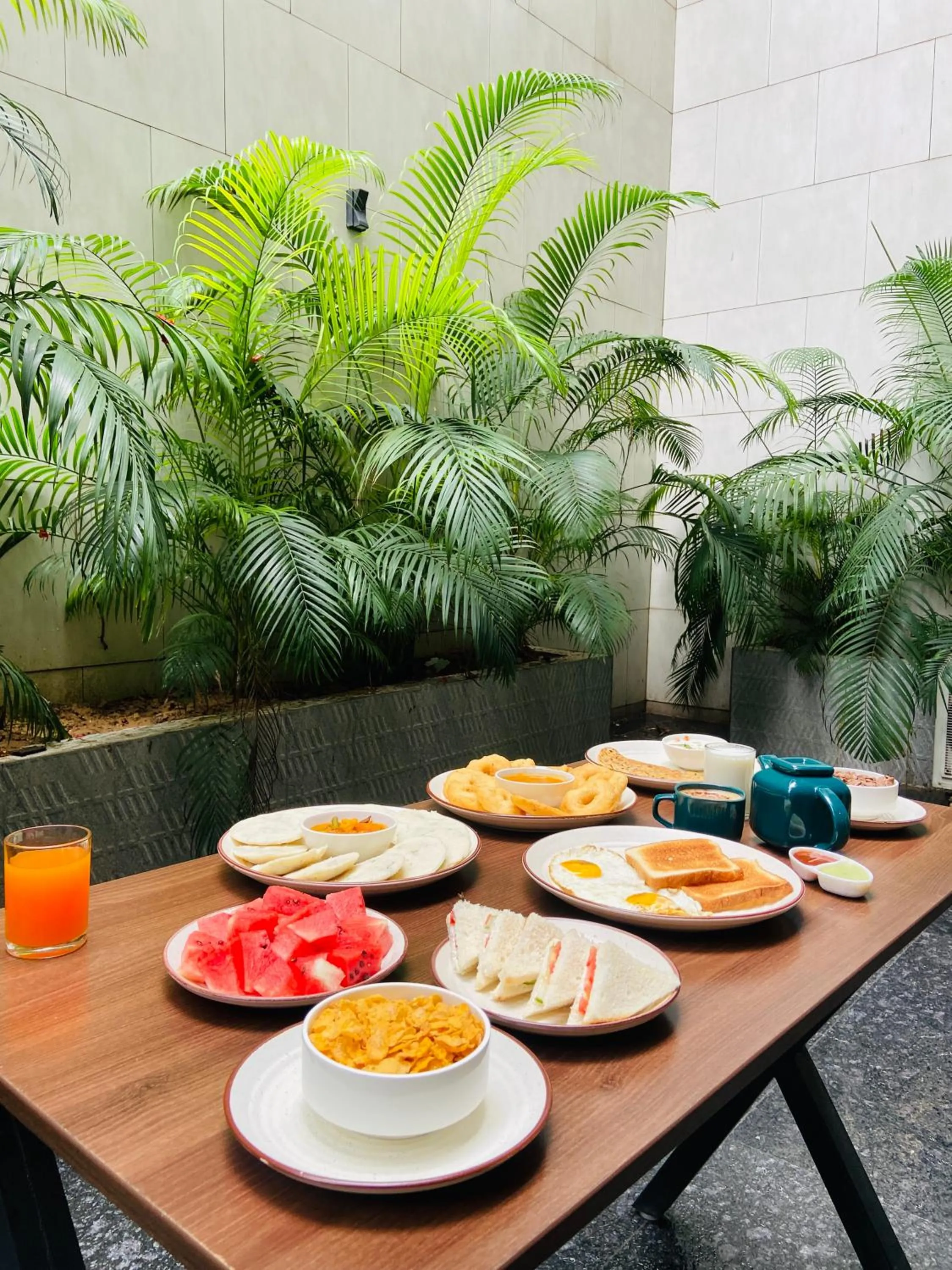 Food in Perch Service Apartment DLF Cyber City