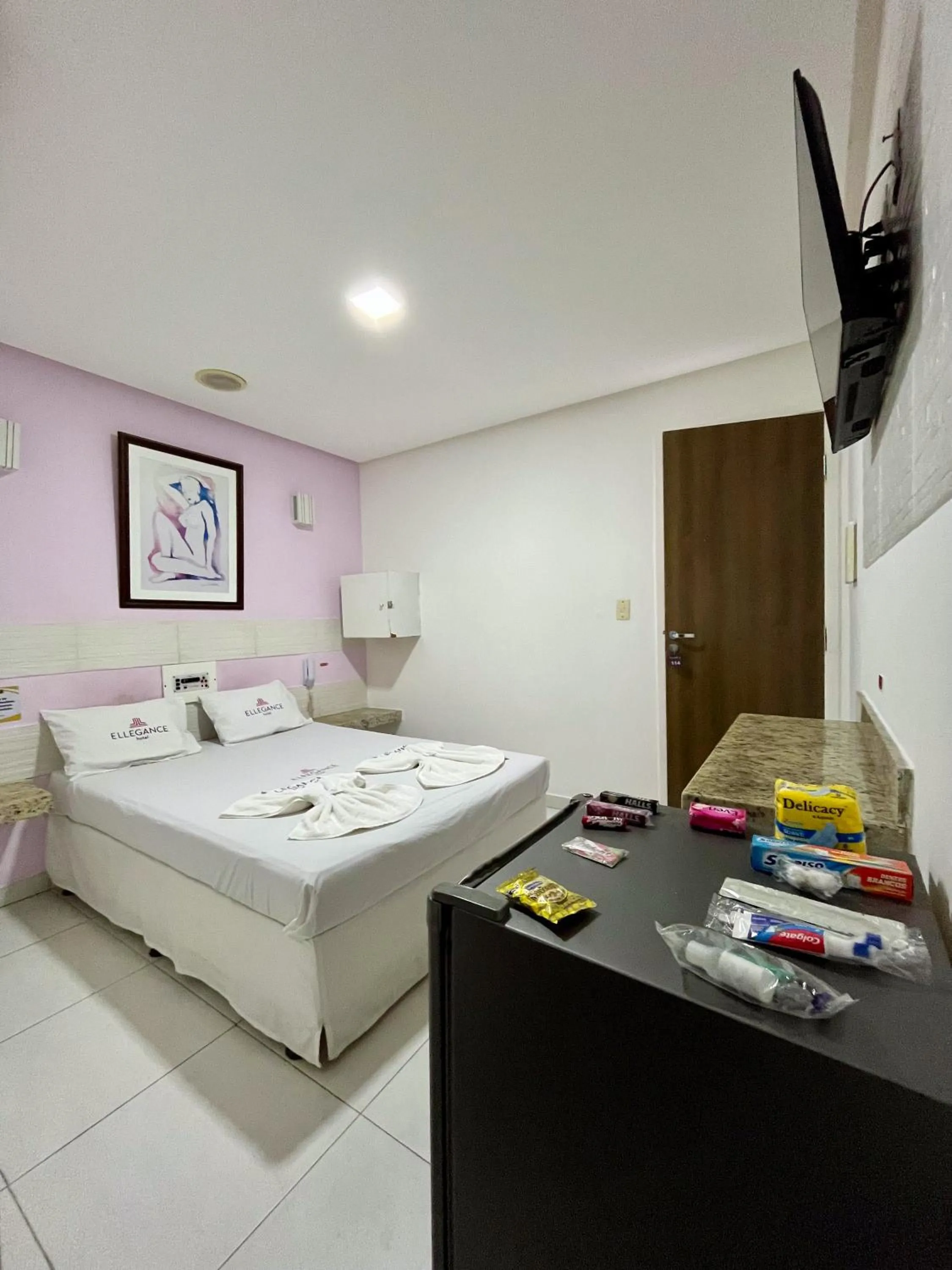 Bed in Hotel Ellegance