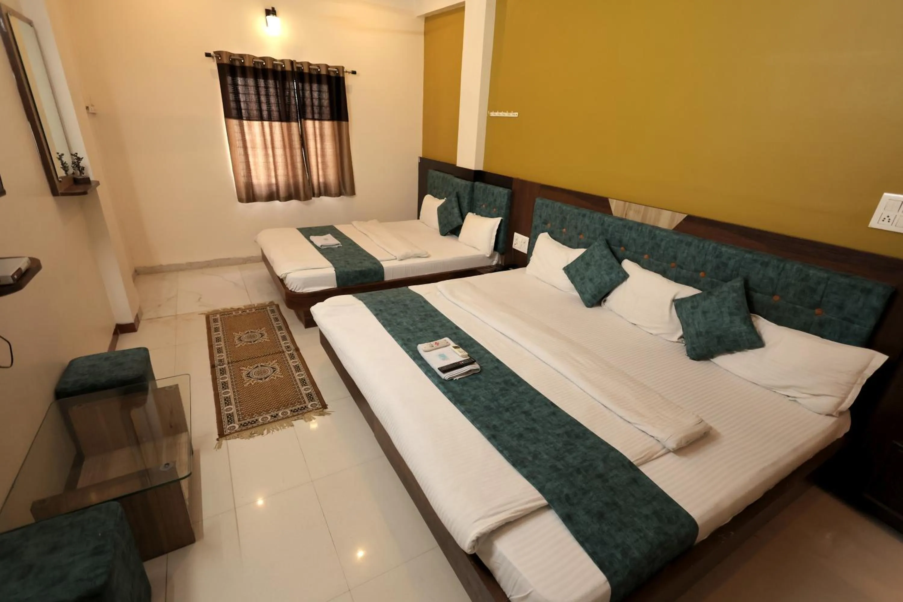 Bed in Hotel Shivalay Palace