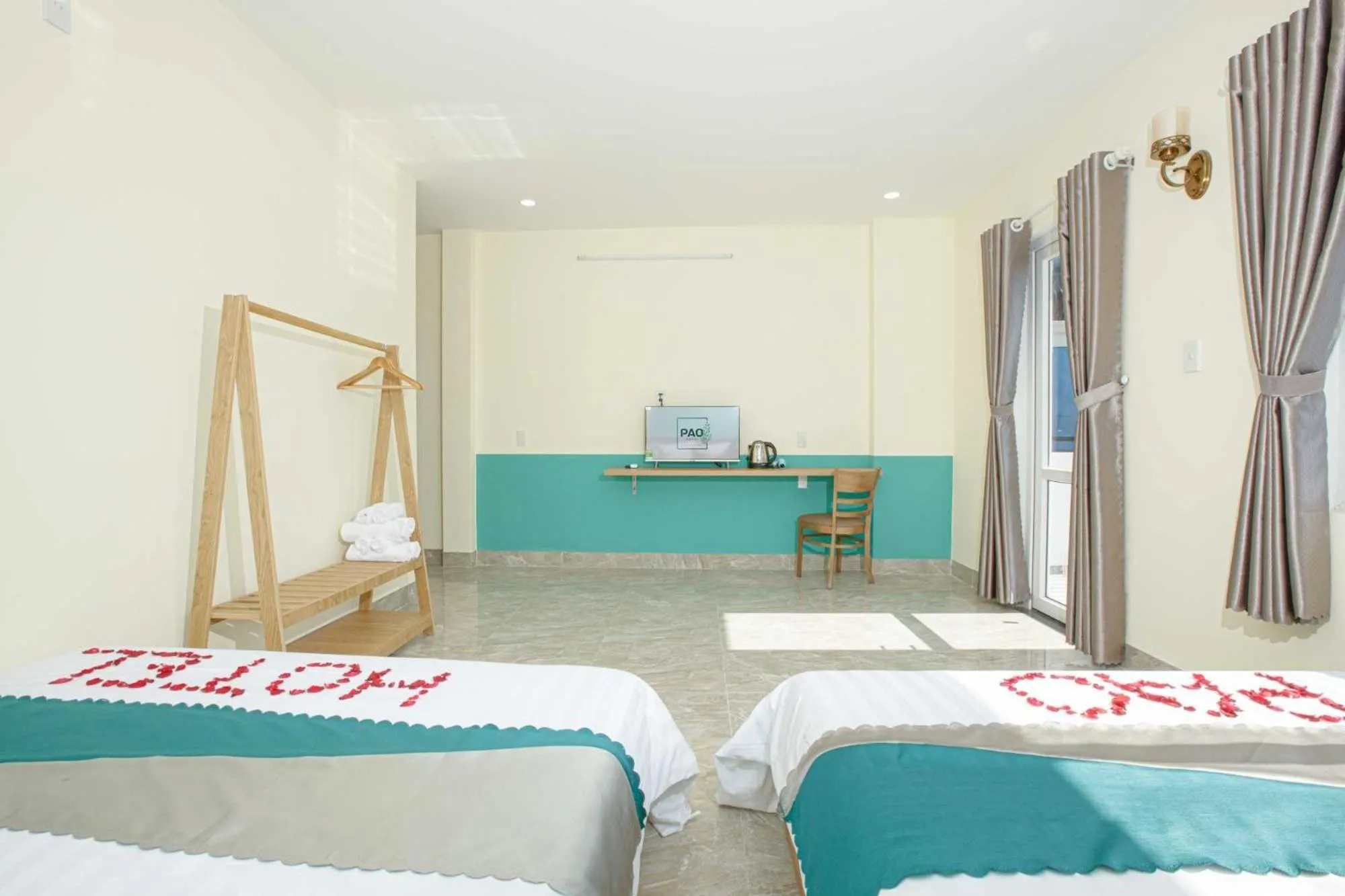 Bedroom, Bed in Pao Hotel