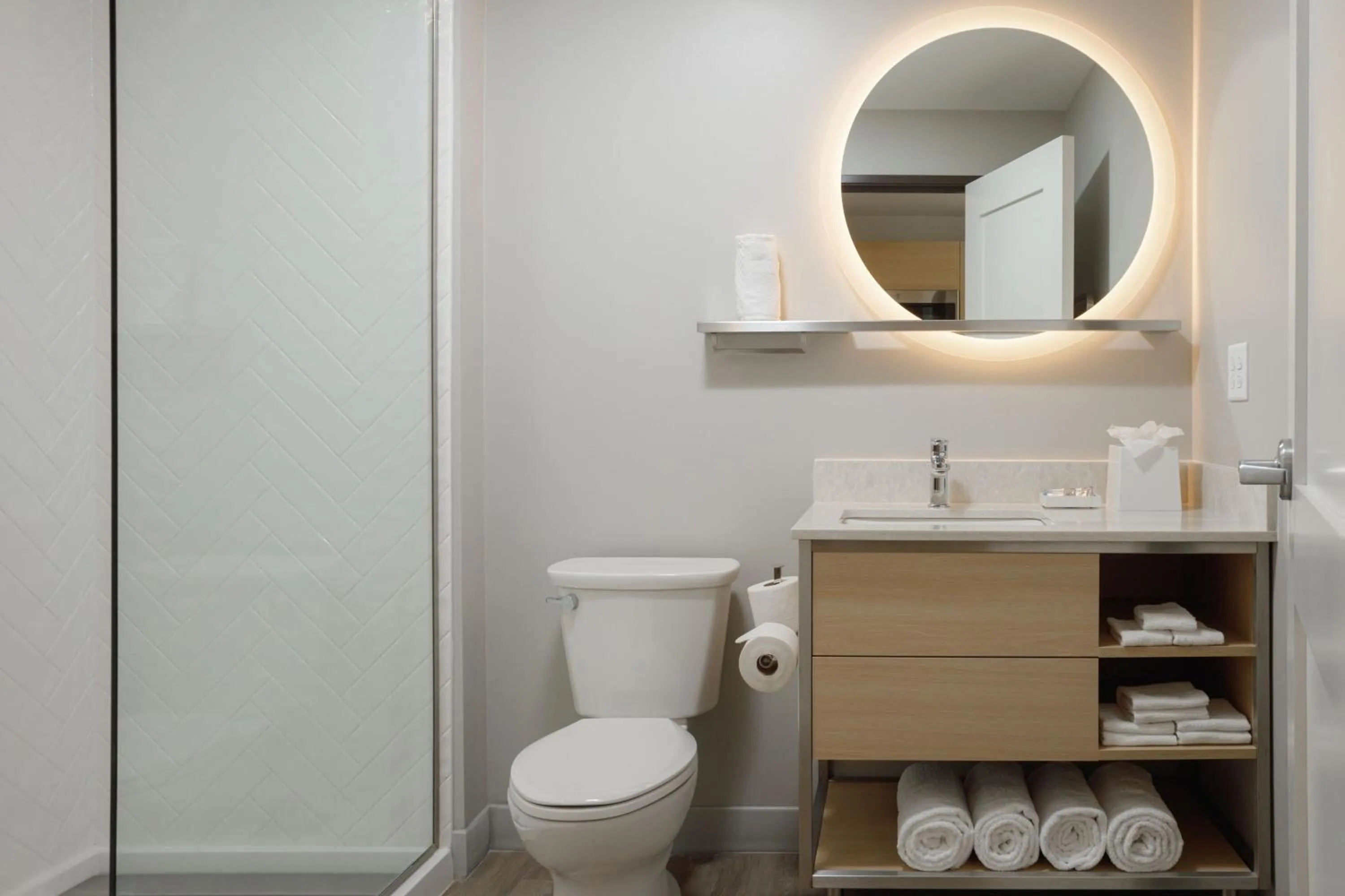 Bathroom in TownePlace Suites by Marriott Chattanooga South, East Ridge