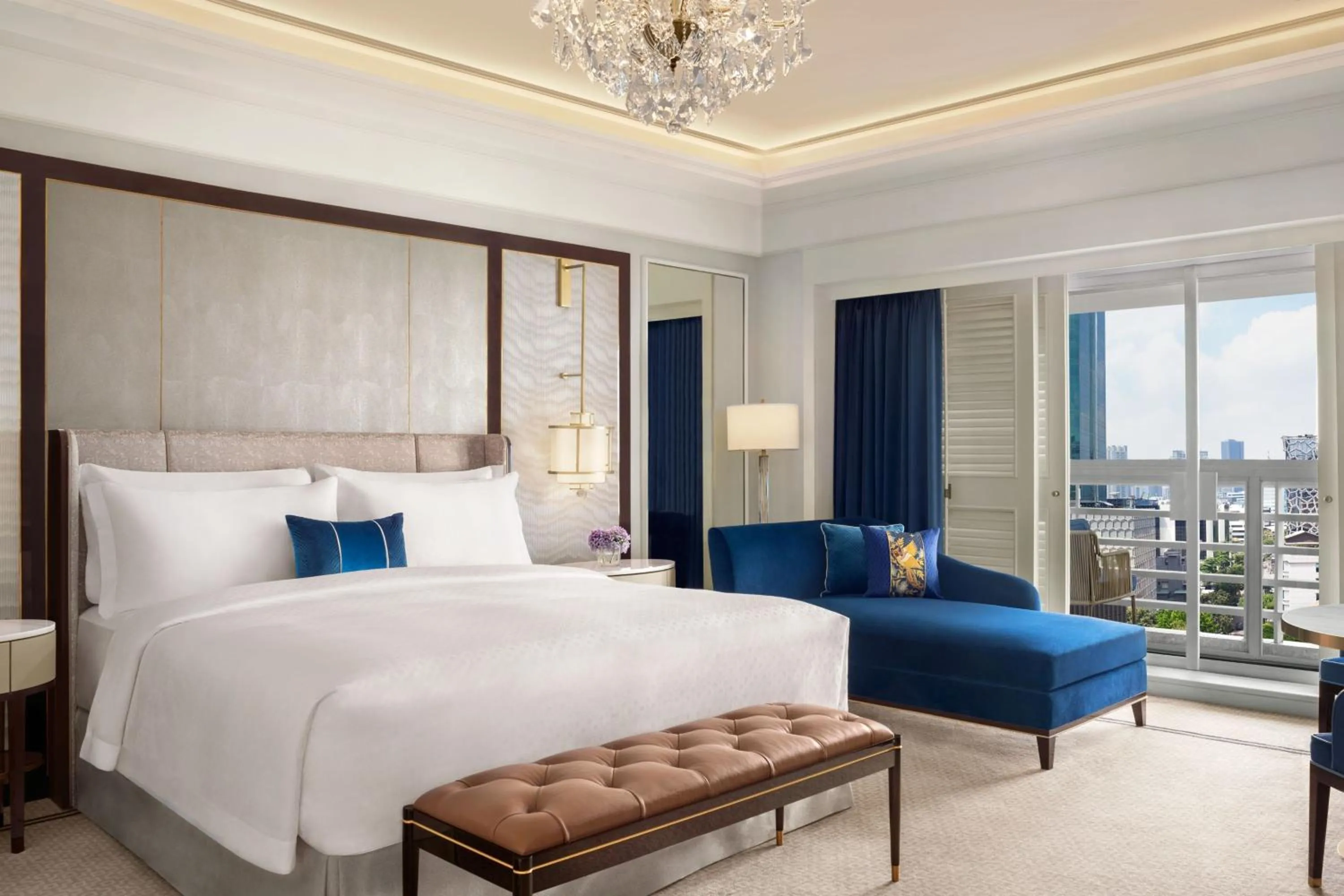 Bedroom, Bed in The St. Regis Jakarta
