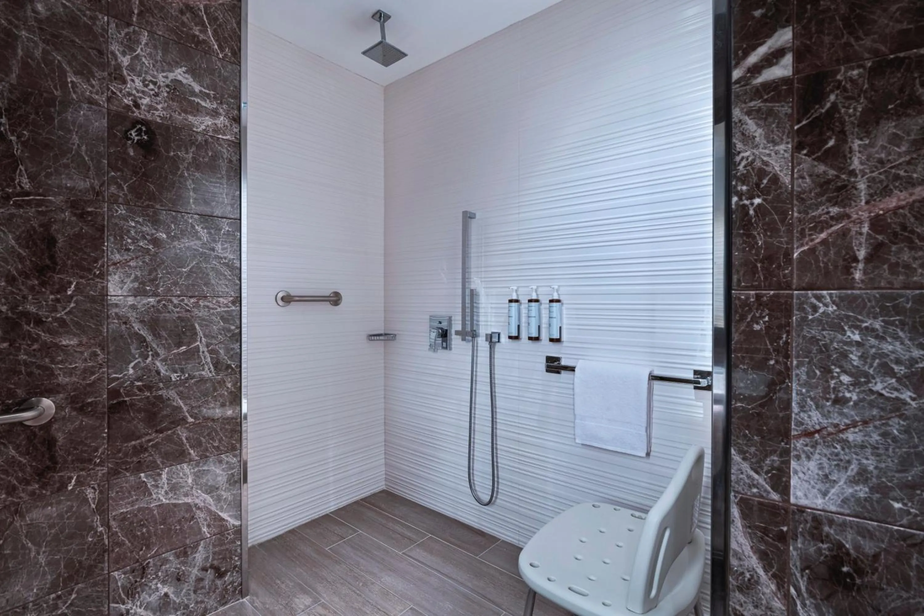 Bathroom in AC Hotel by Marriott Monterrey Valle