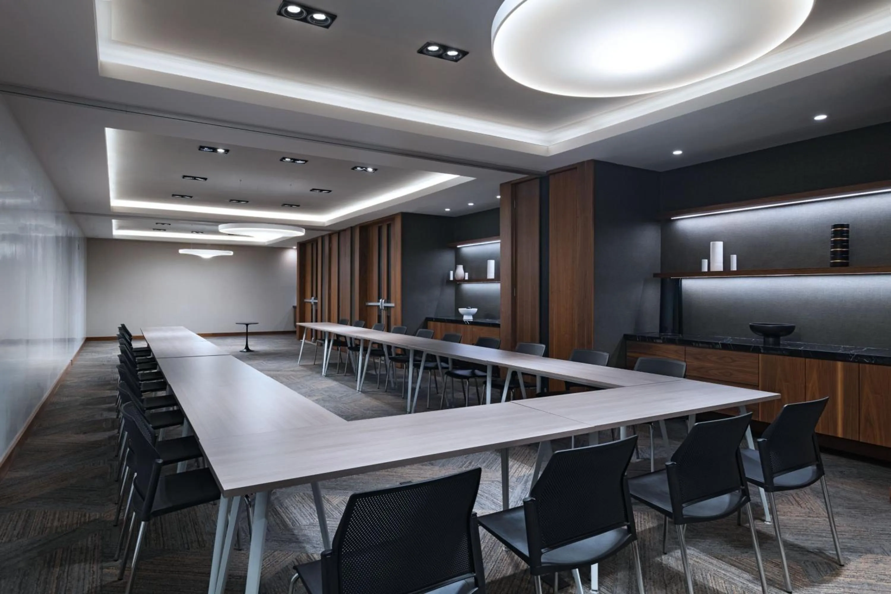 Meeting/conference room in AC Hotel by Marriott Monterrey Valle