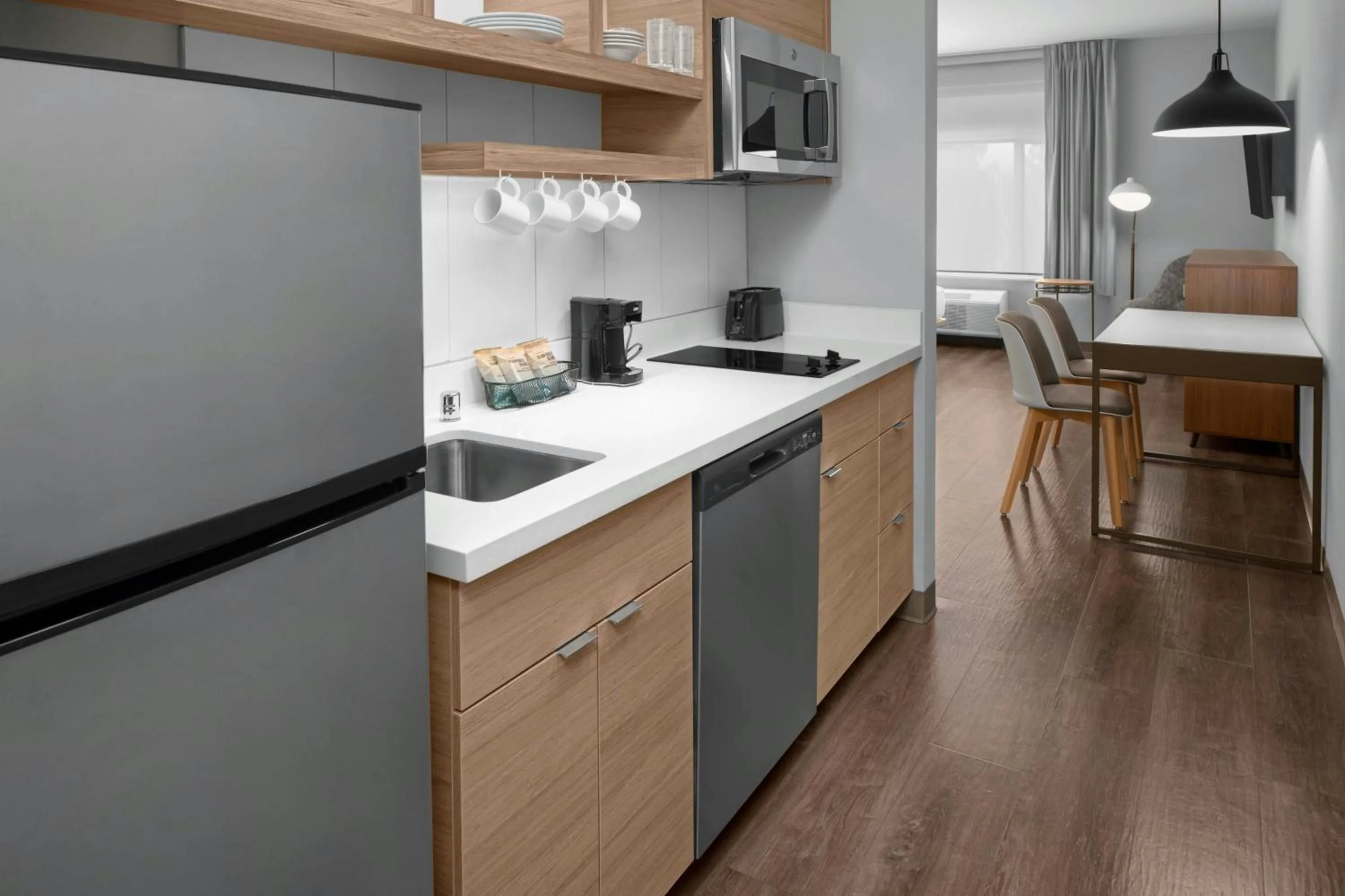 Kitchen or kitchenette in TownePlace Suites by Marriott Sacramento Rancho Cordova