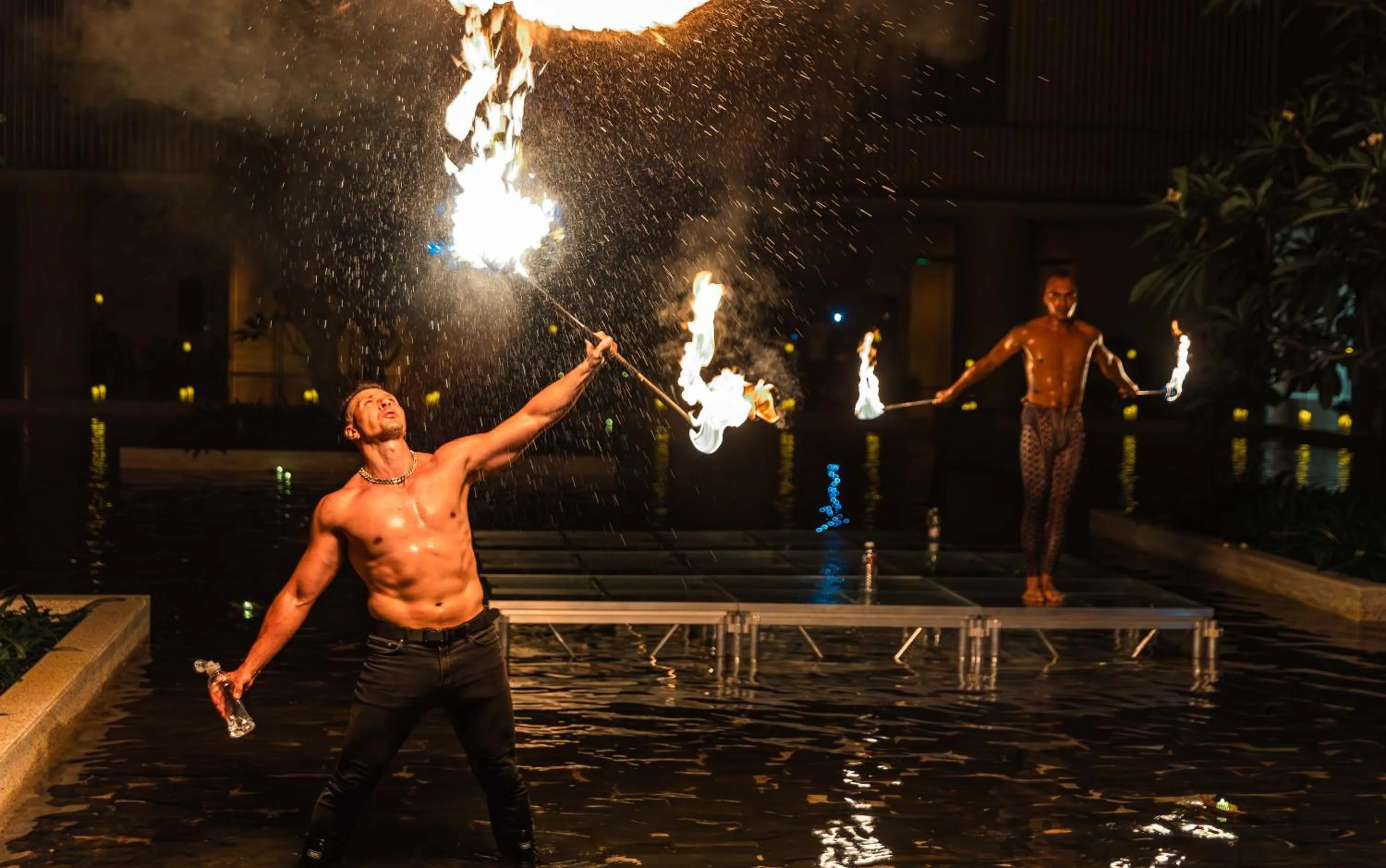 Evening entertainment in The Taikang Sanya, a Tribute Portfolio Resort
