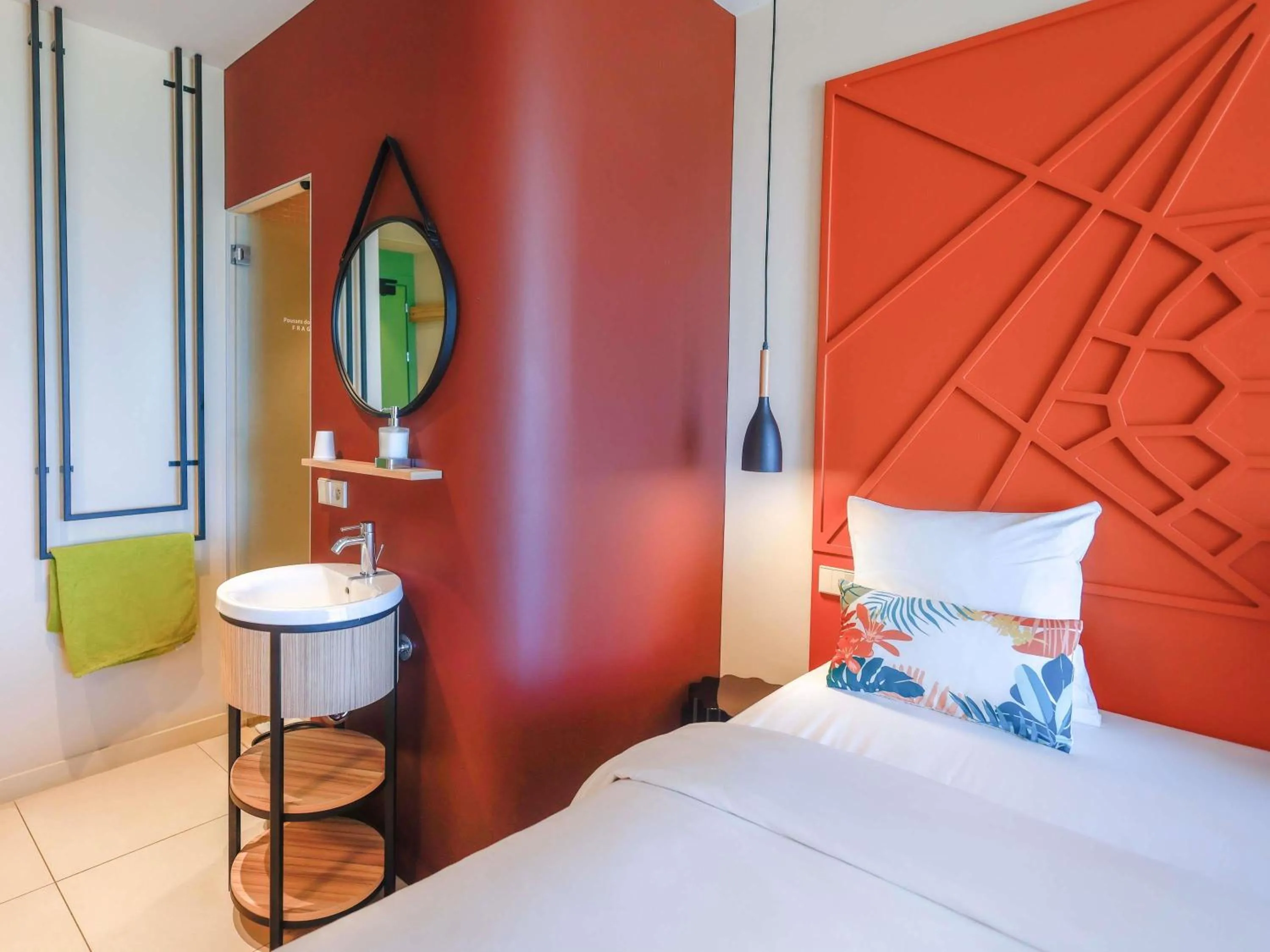 Bedroom, Bed in Ibis Styles Mayotte Aéroport