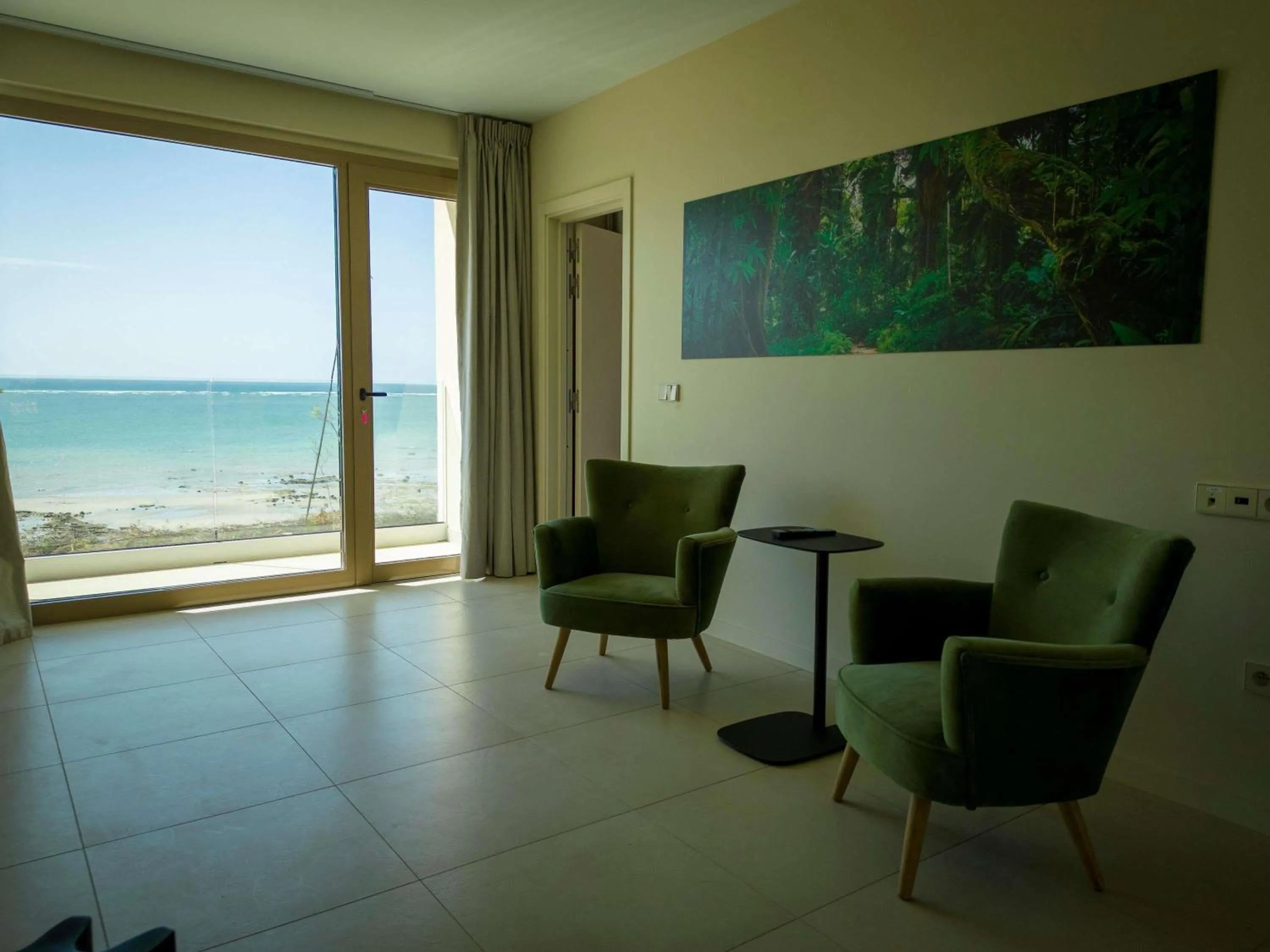 Bedroom in Ibis Styles Mayotte Aéroport
