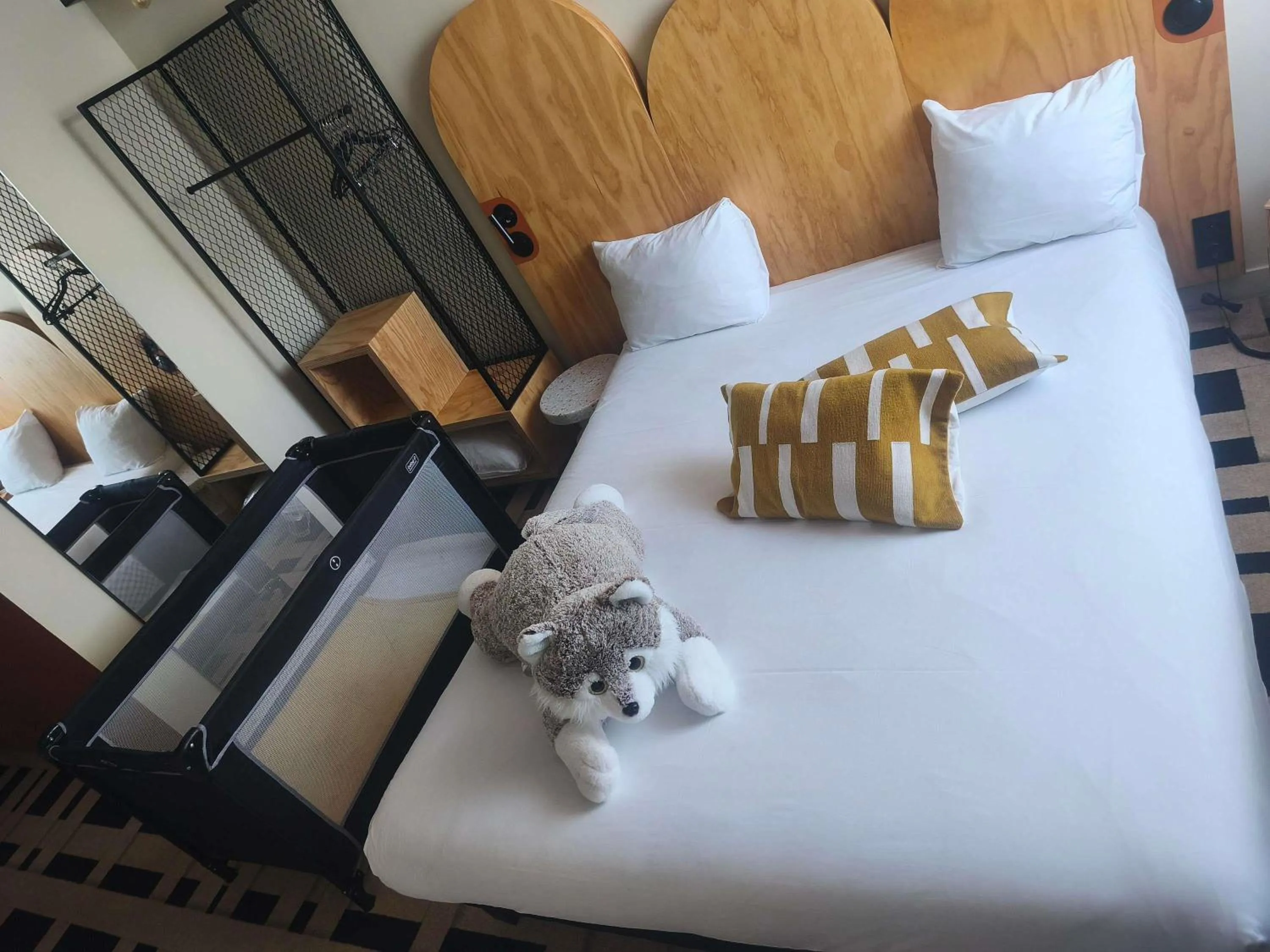 Bedroom, Bed in ibis Styles Montauban