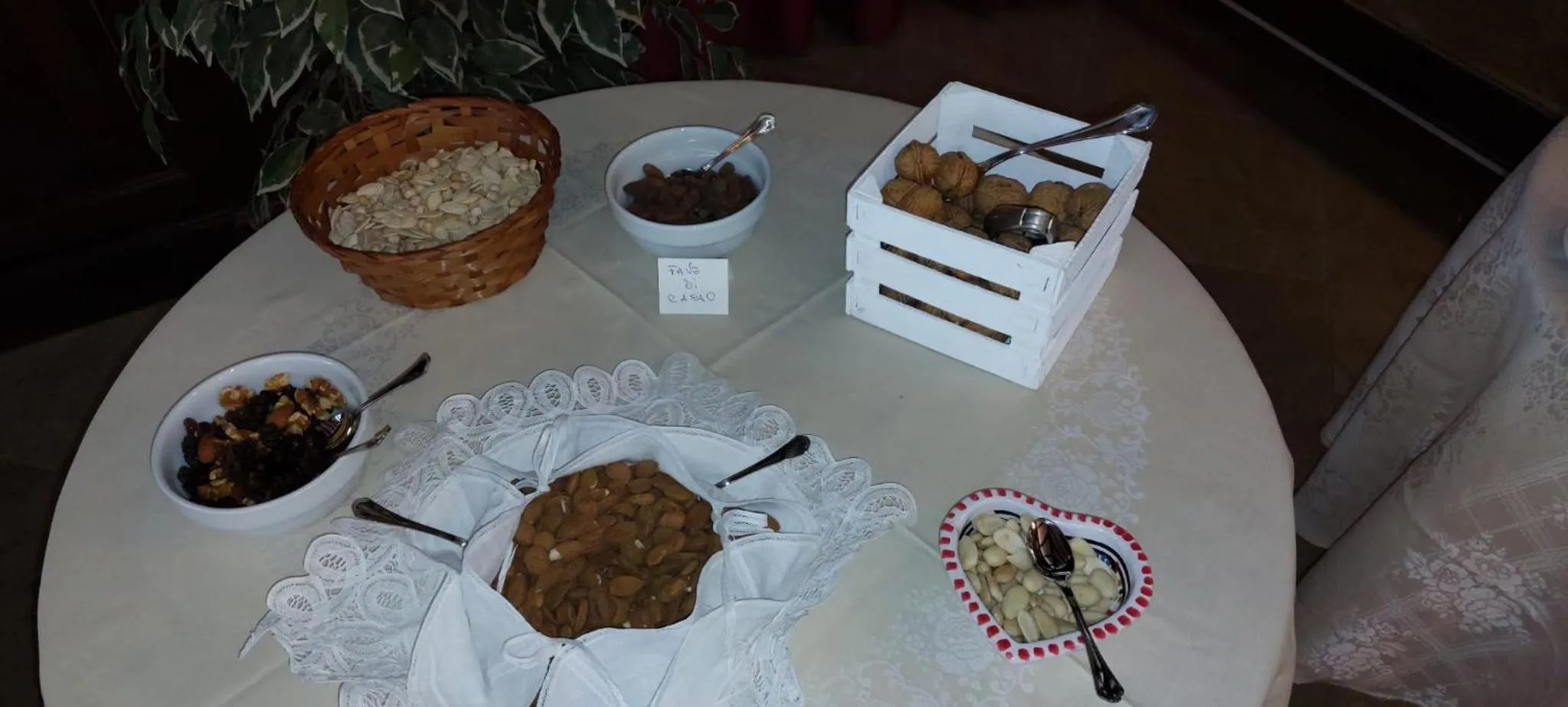 Buffet breakfast in Hotel Trinacria