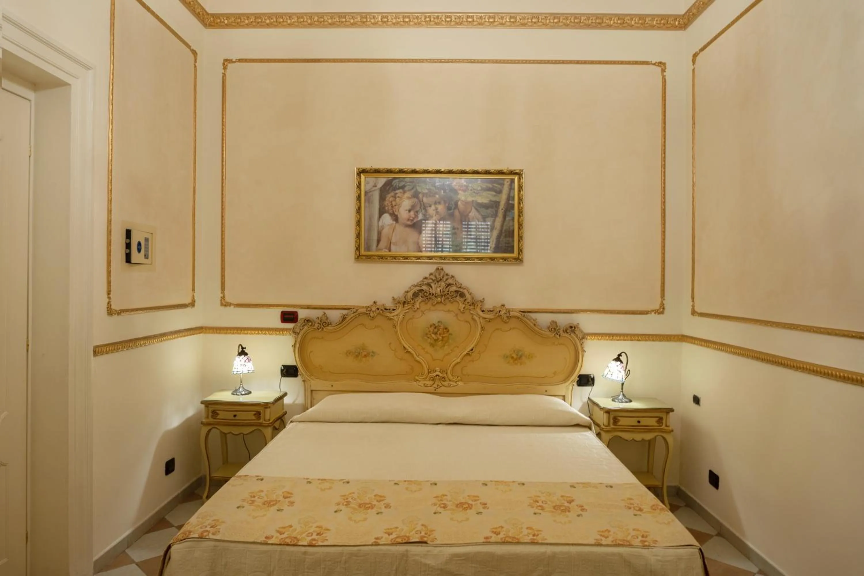 Bedroom, Bed in Hotel Trinacria