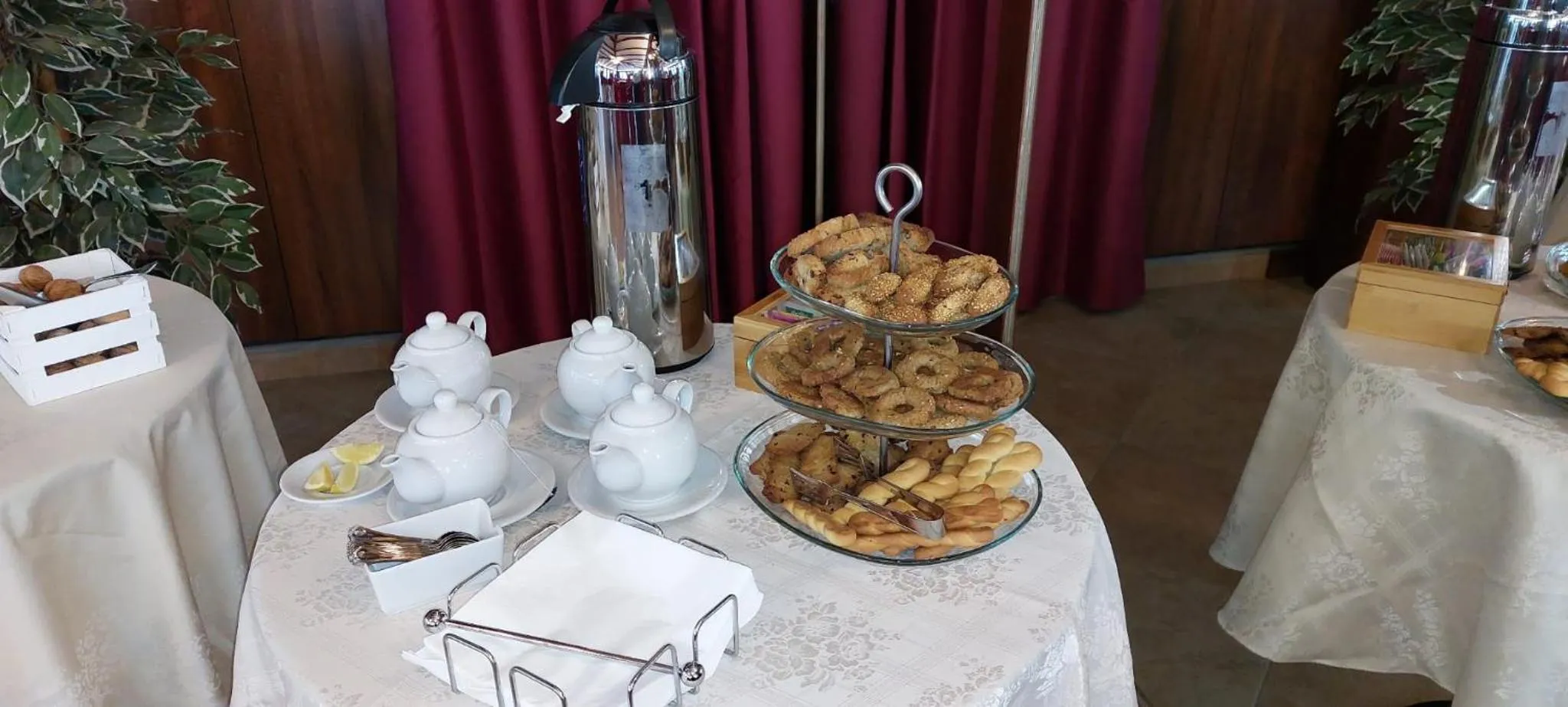 Buffet breakfast in Hotel Trinacria