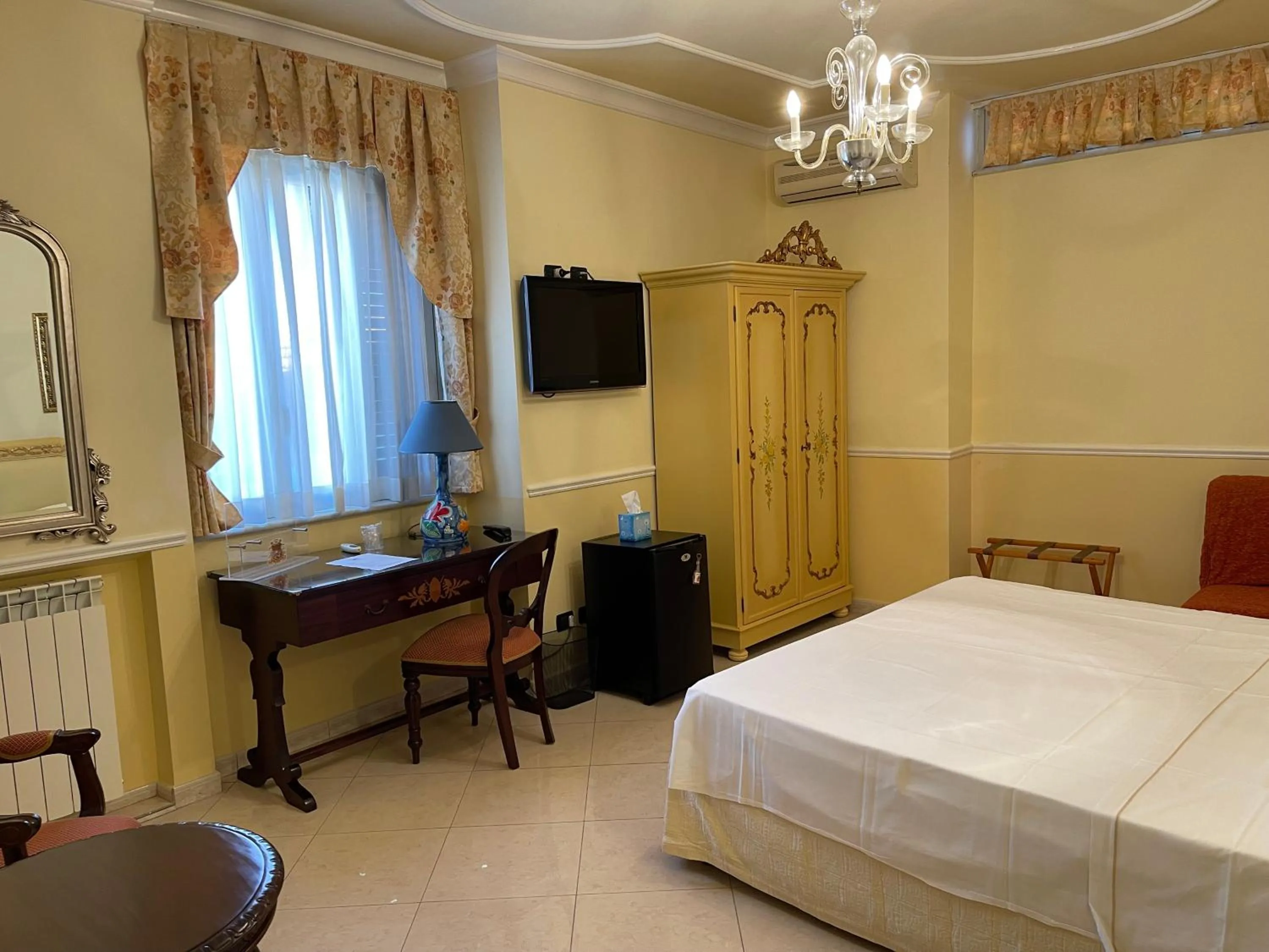 Bed in Hotel Trinacria