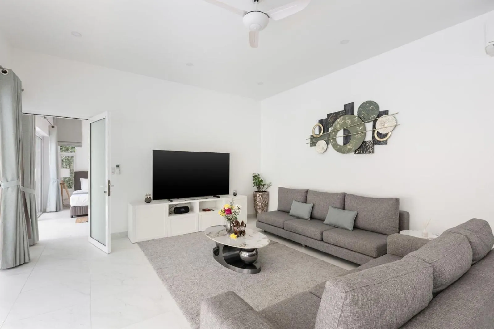 TV and multimedia in Bougain Villas