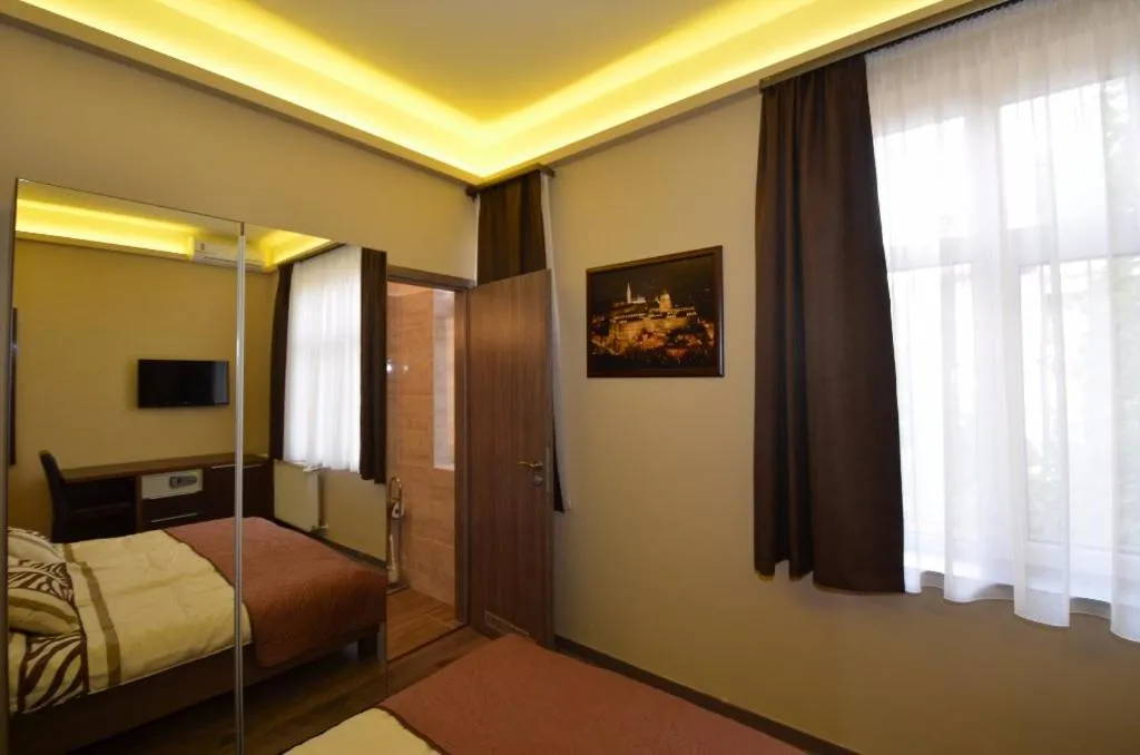 Bed in Fig Tree House