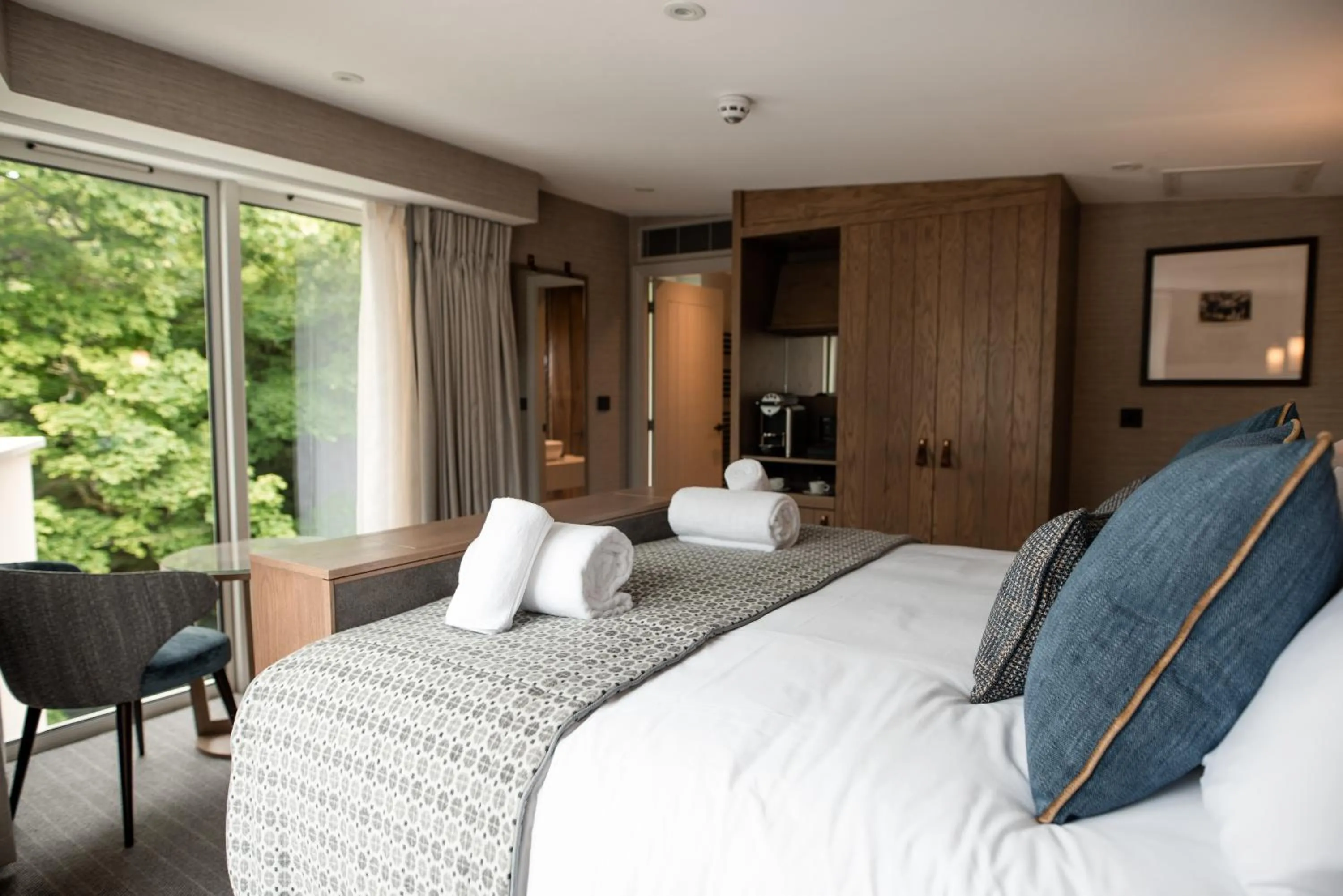 Photo of the whole room, Bed in Stables Ashbourne