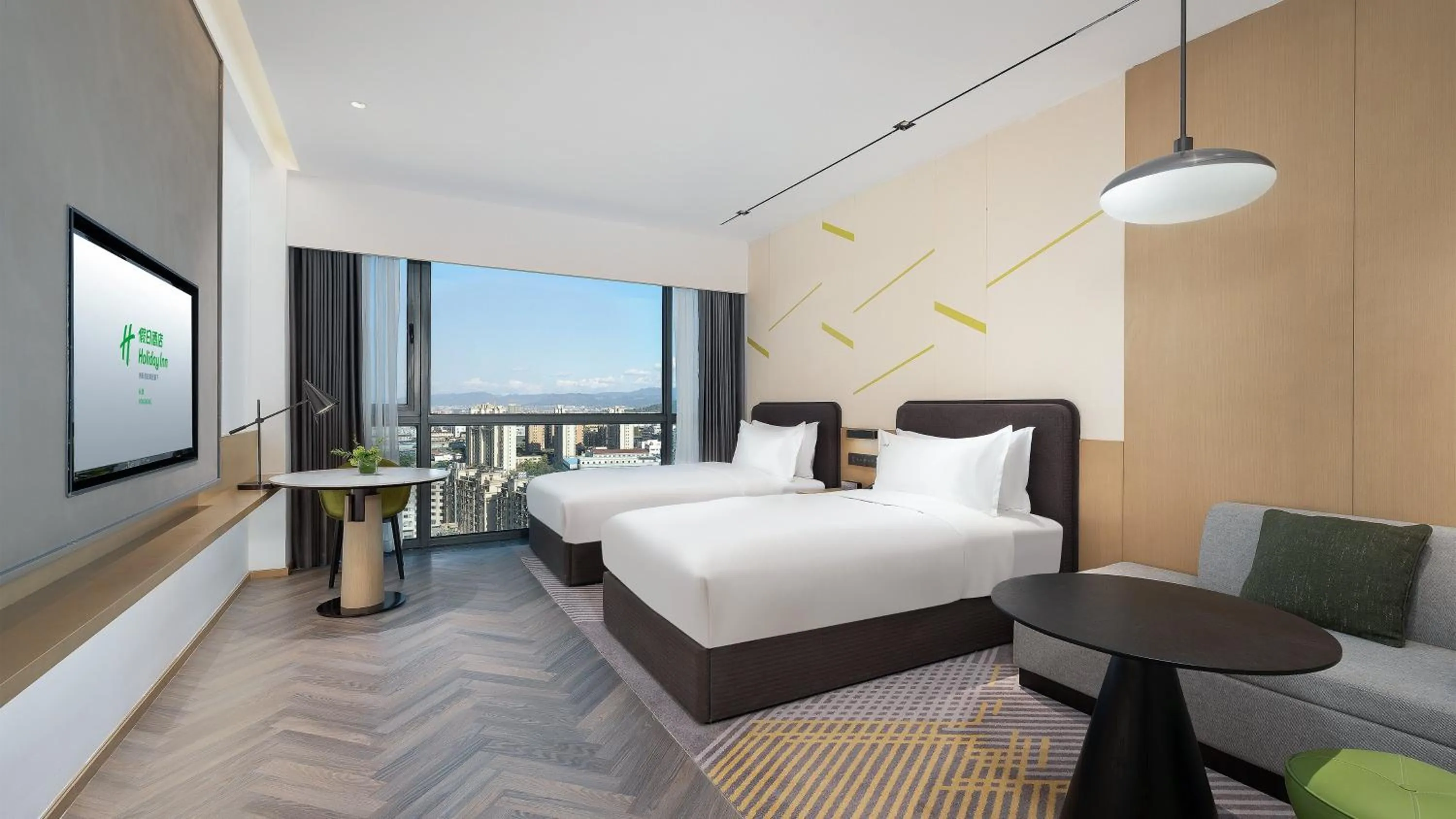 Photo of the whole room, Bed in Holiday Inn Yongkang