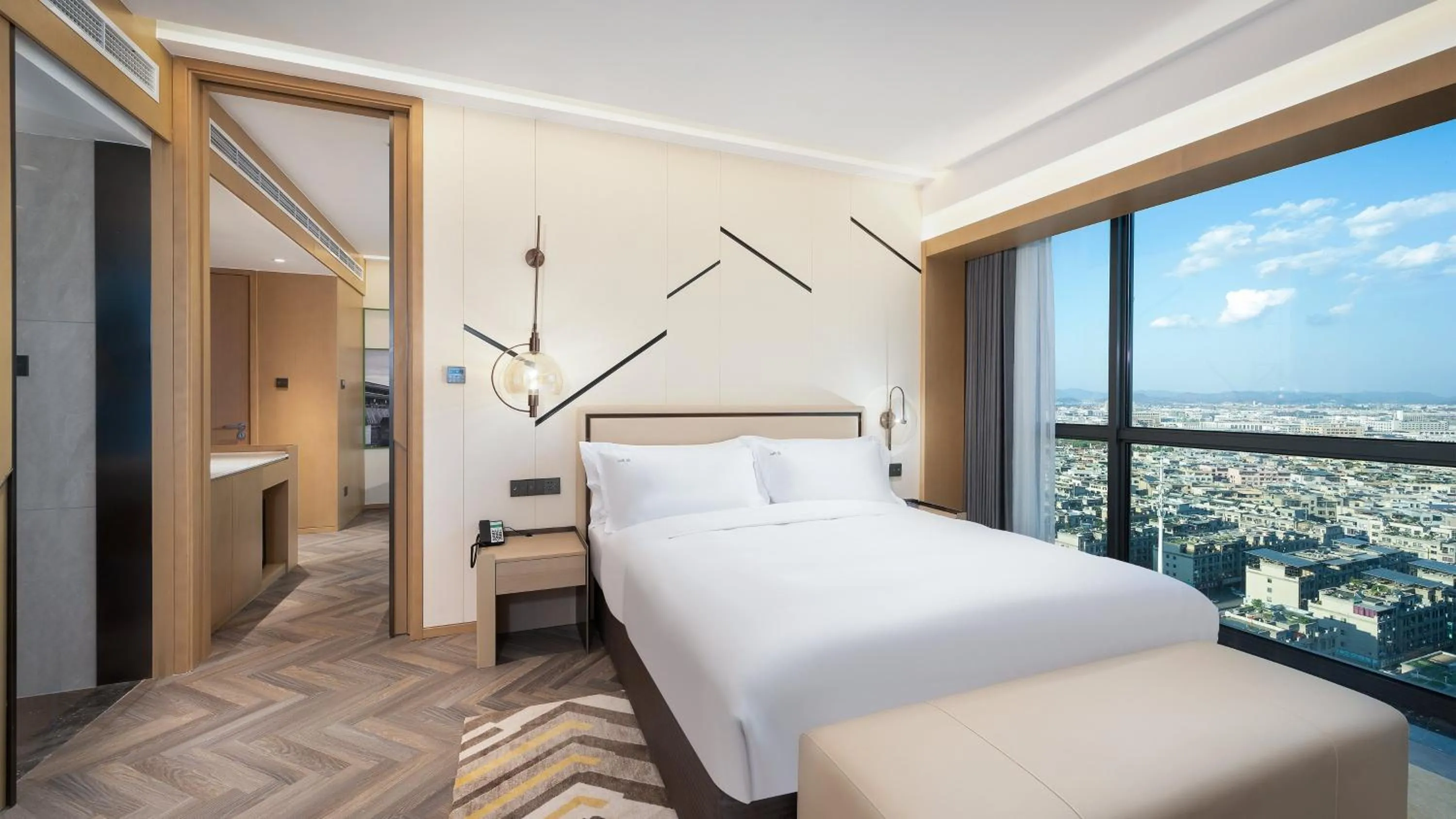 Photo of the whole room, Bed in Holiday Inn Yongkang