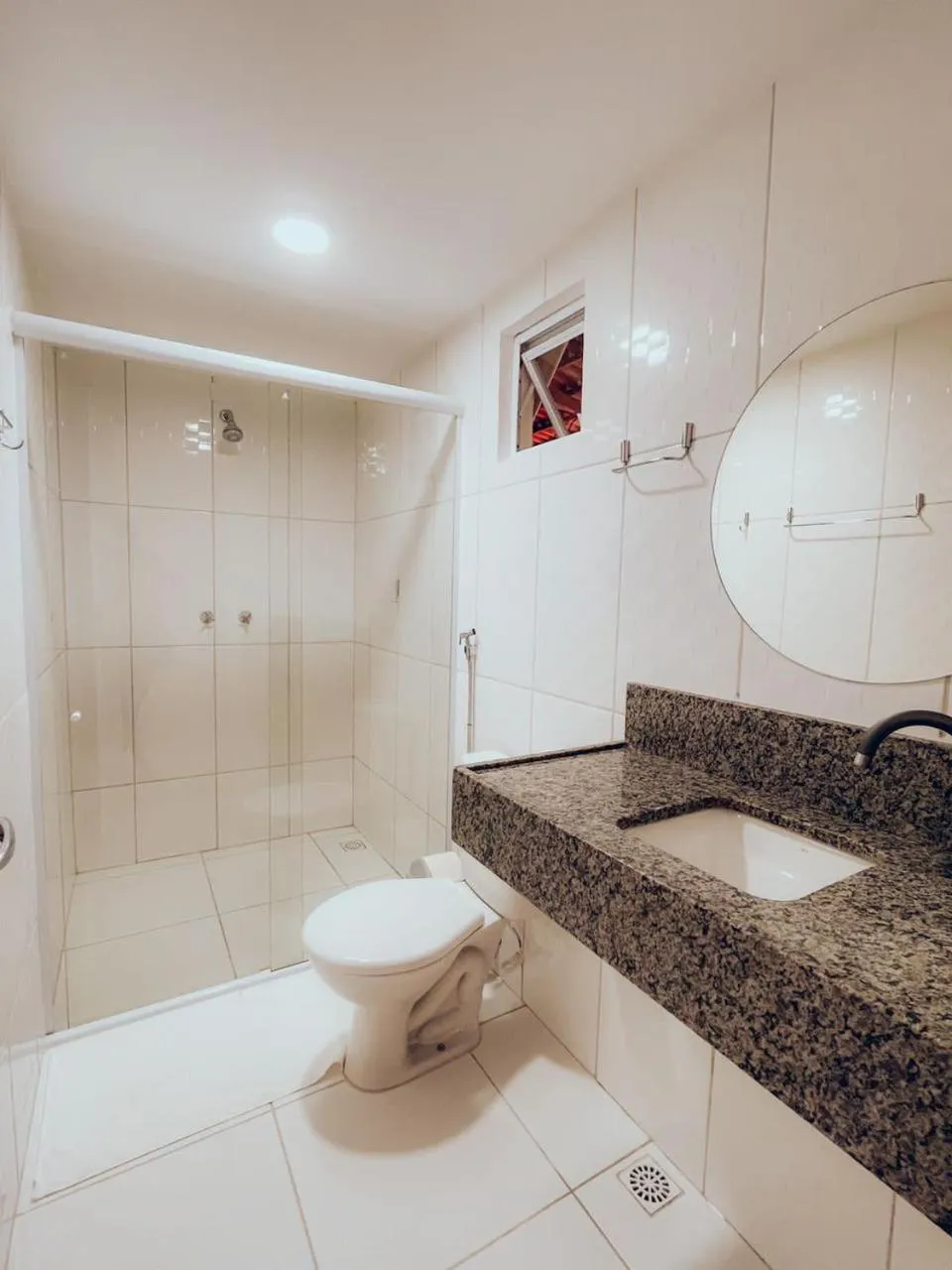 Shower in POUSADA OBAH VILLAGE