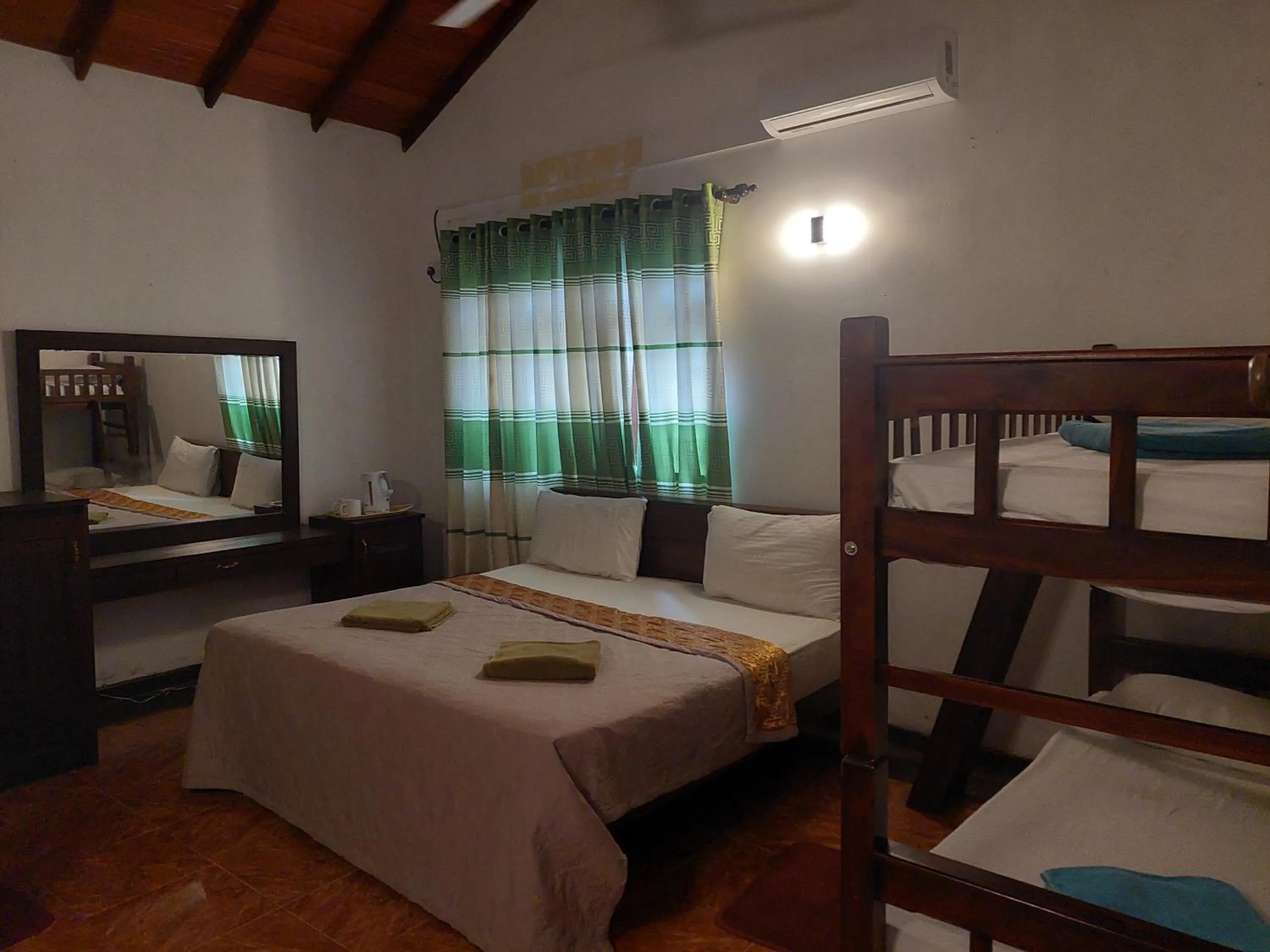 Photo of the whole room in Green Light Holiday Village