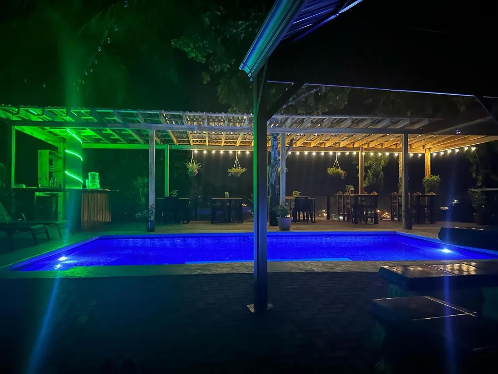 Restaurant/places to eat in Villas In Sueño