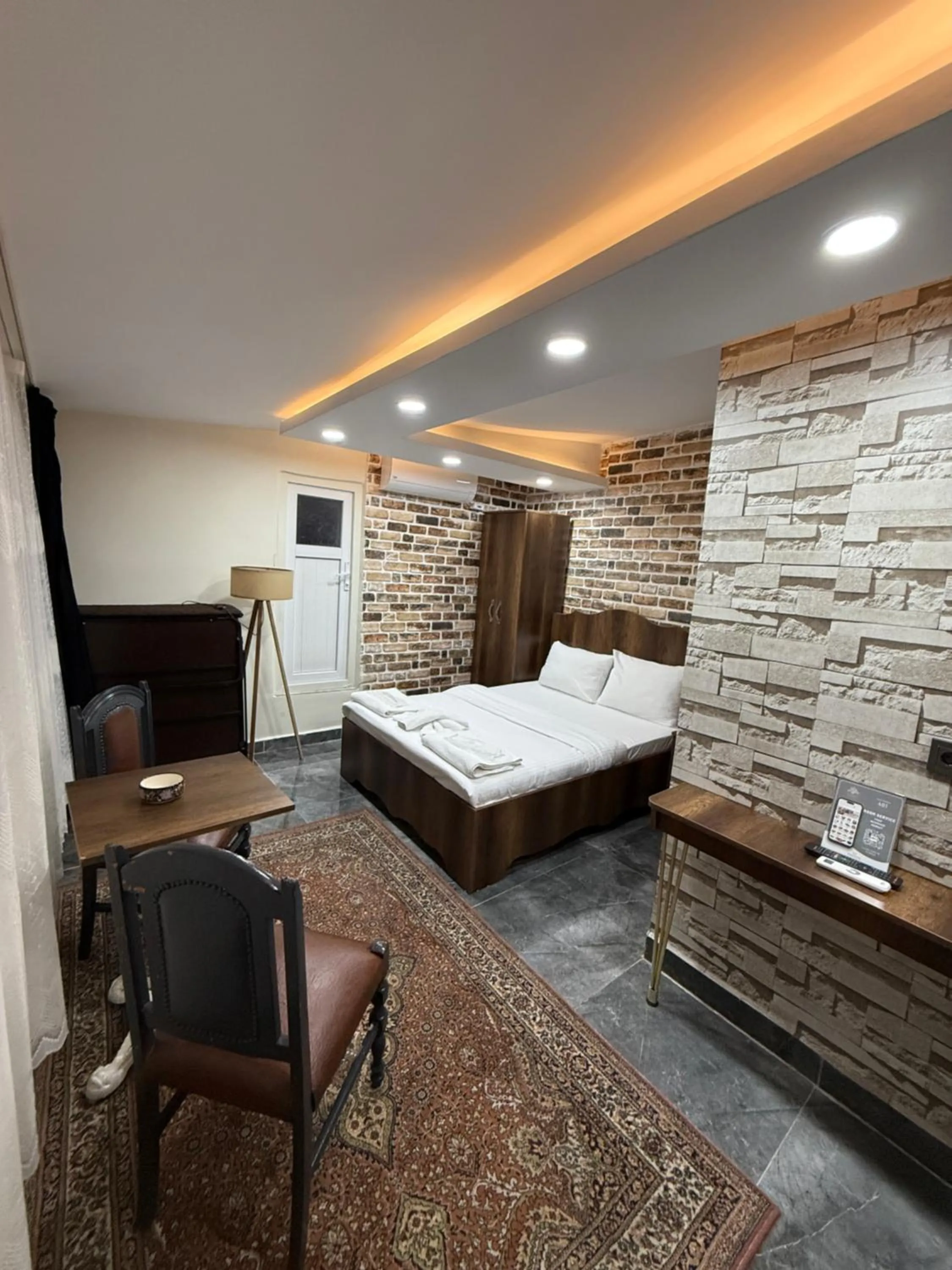 Bed in Aras Boutique Hotel & Suites