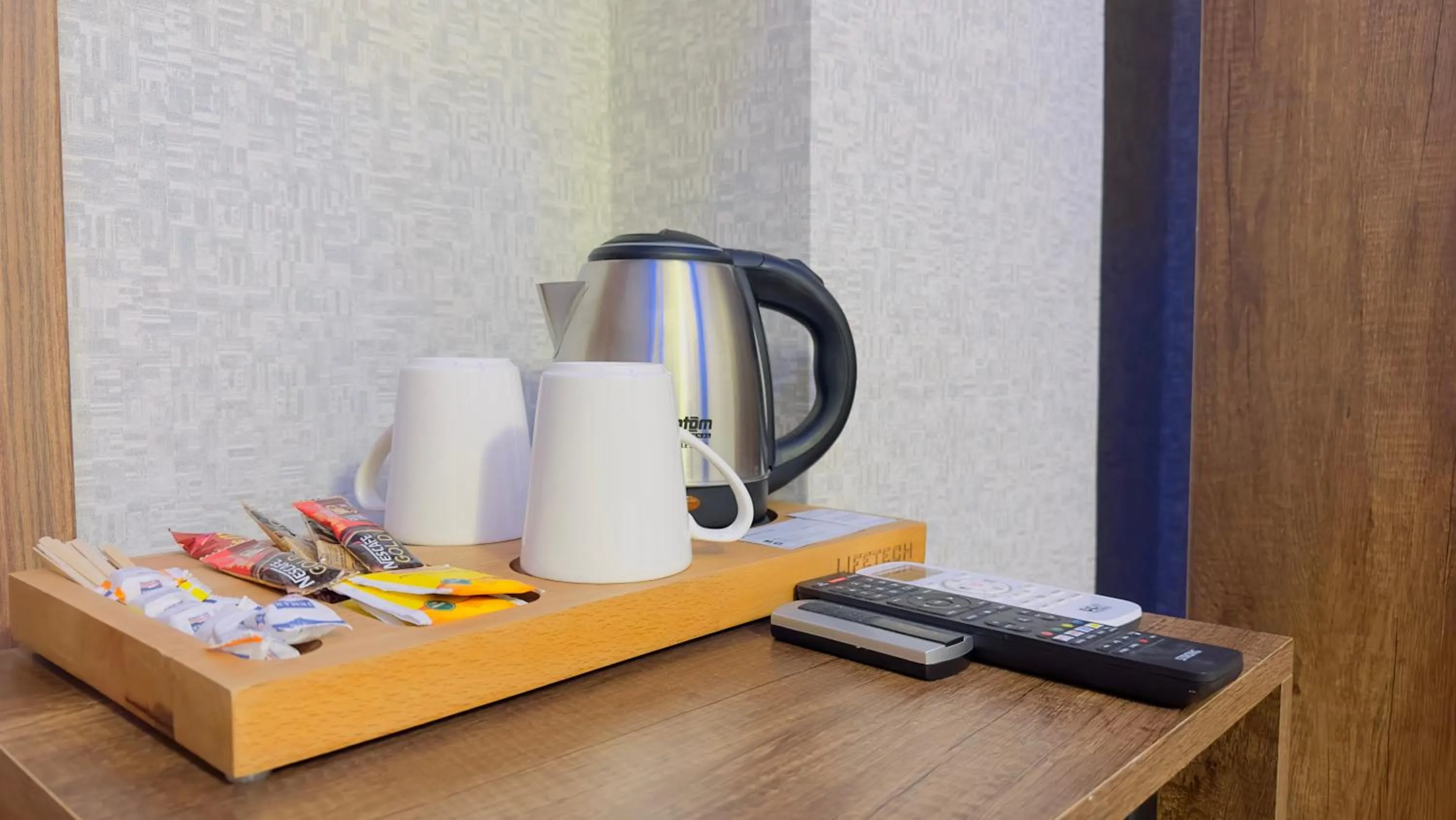 Coffee/tea facilities in Aras Boutique Hotel & Suites