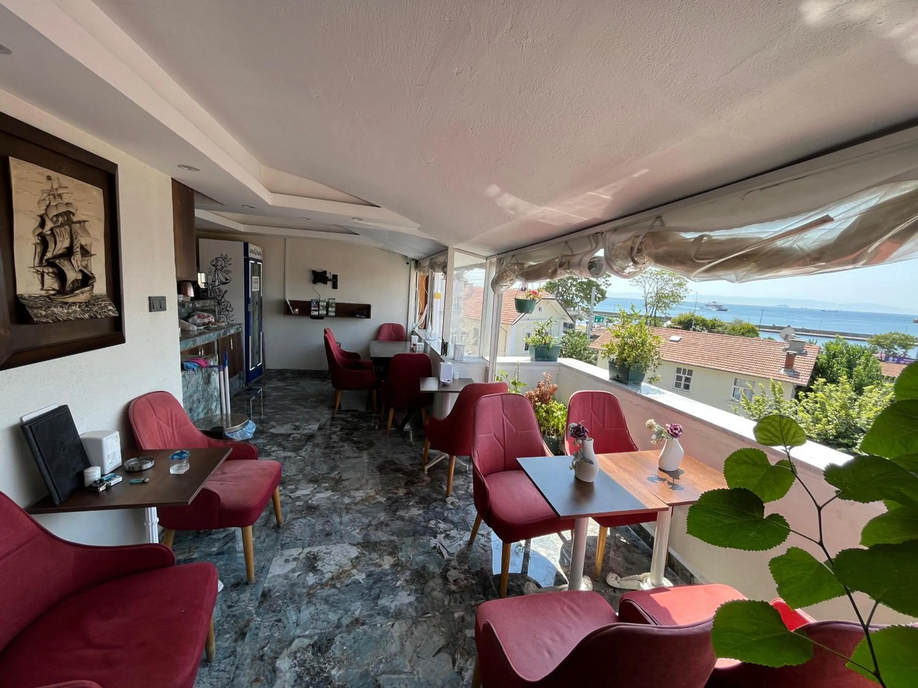 Property building in Aras Boutique Hotel & Suites