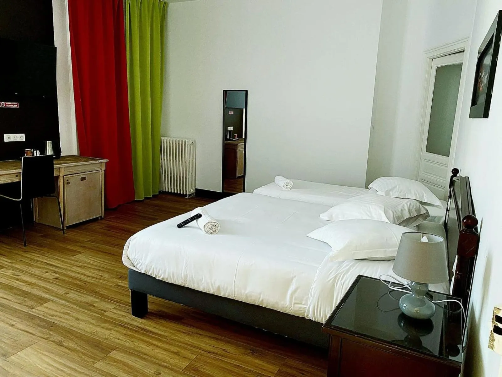Bed in Enzo Hotels Limoges Centre Jourdan by Kyriad Direct