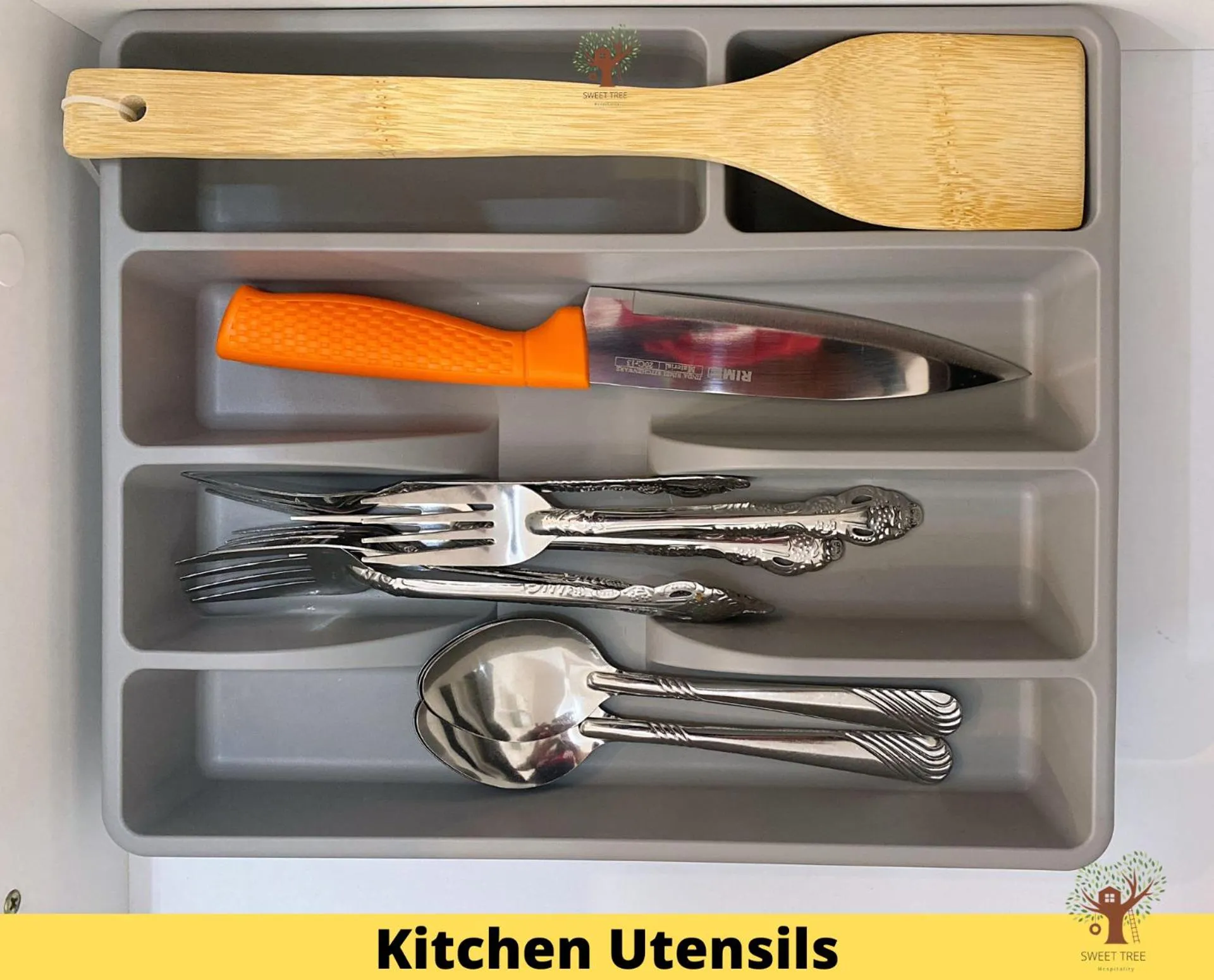 Kitchen or kitchenette in Sweet Tree Homestay Petaling Jaya