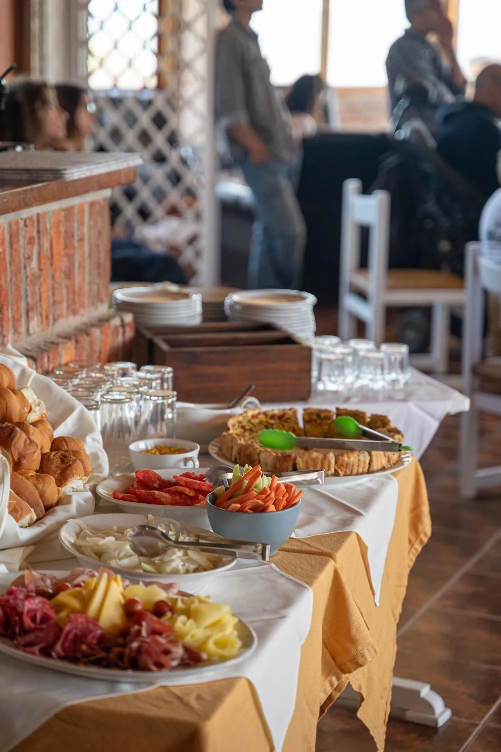 Breakfast in Portobello Suites Hotel