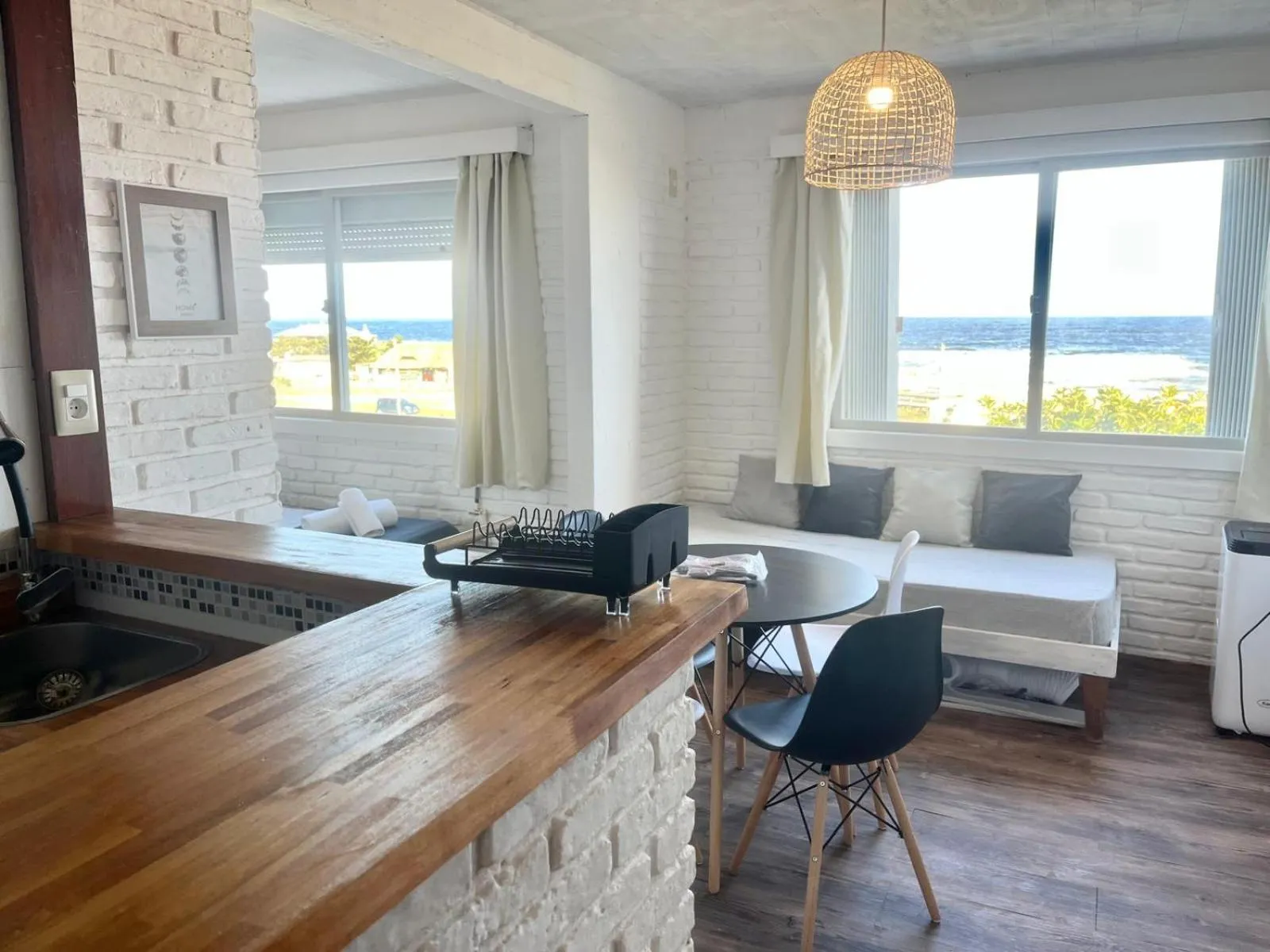 Property building in Portobello Suites Hotel