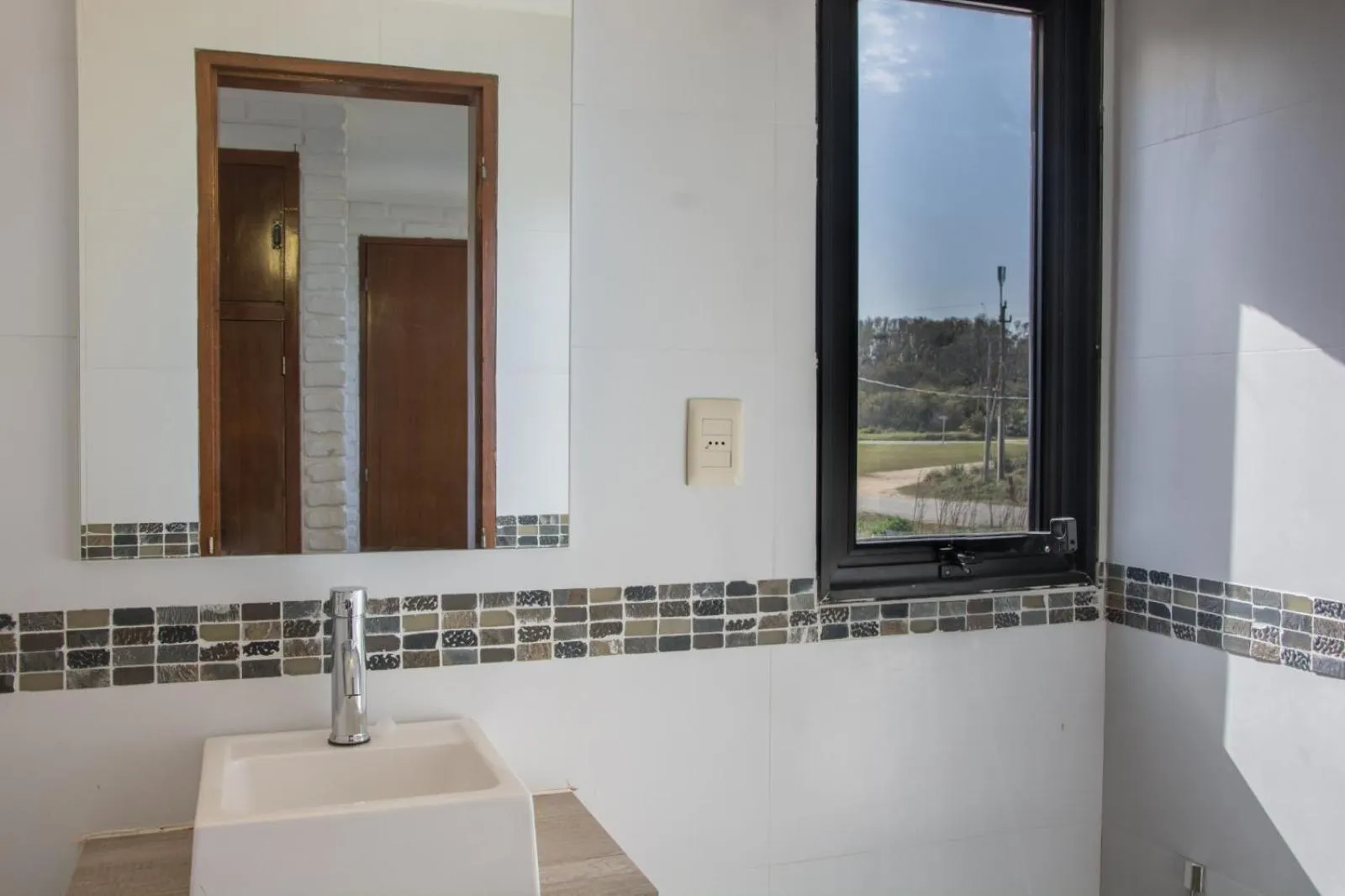 Bathroom in Portobello Suites Hotel
