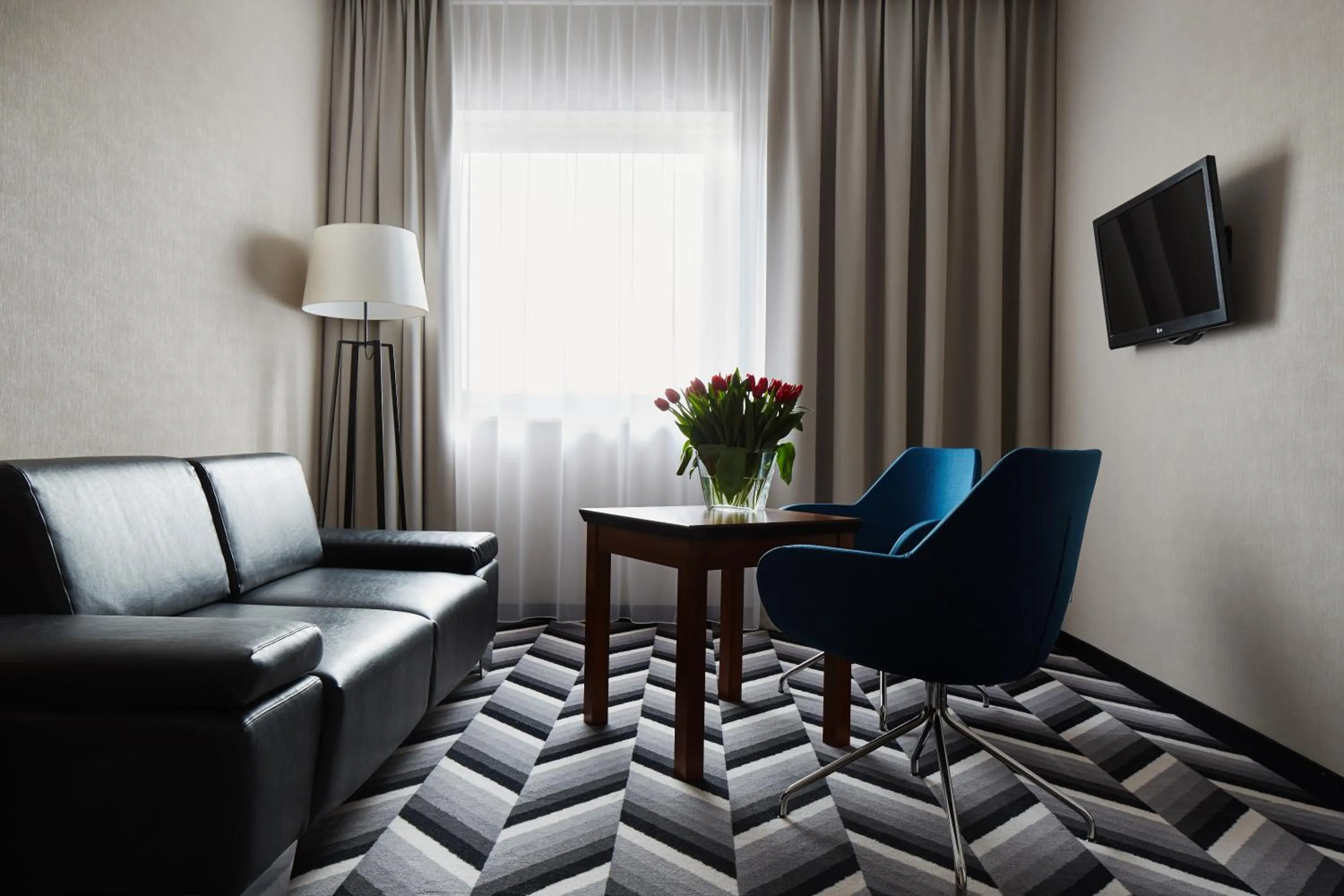 Seating area in Hotel Apis