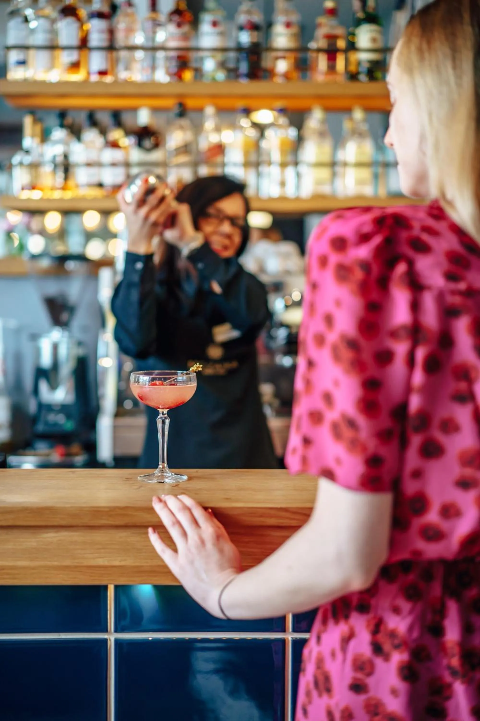 Restaurant/places to eat in Hotel Apis