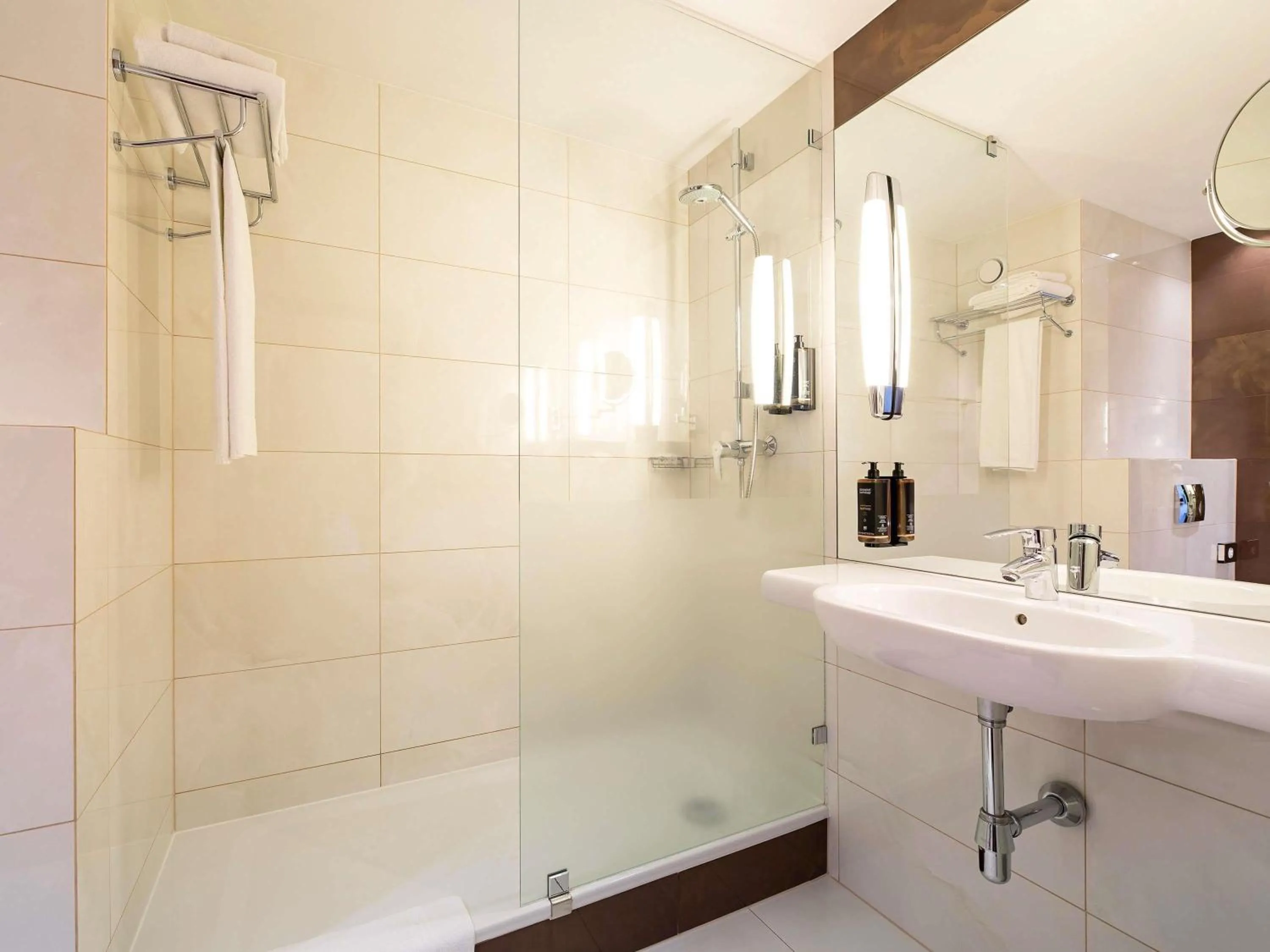 Bedroom in Mercure Karpacz Skalny